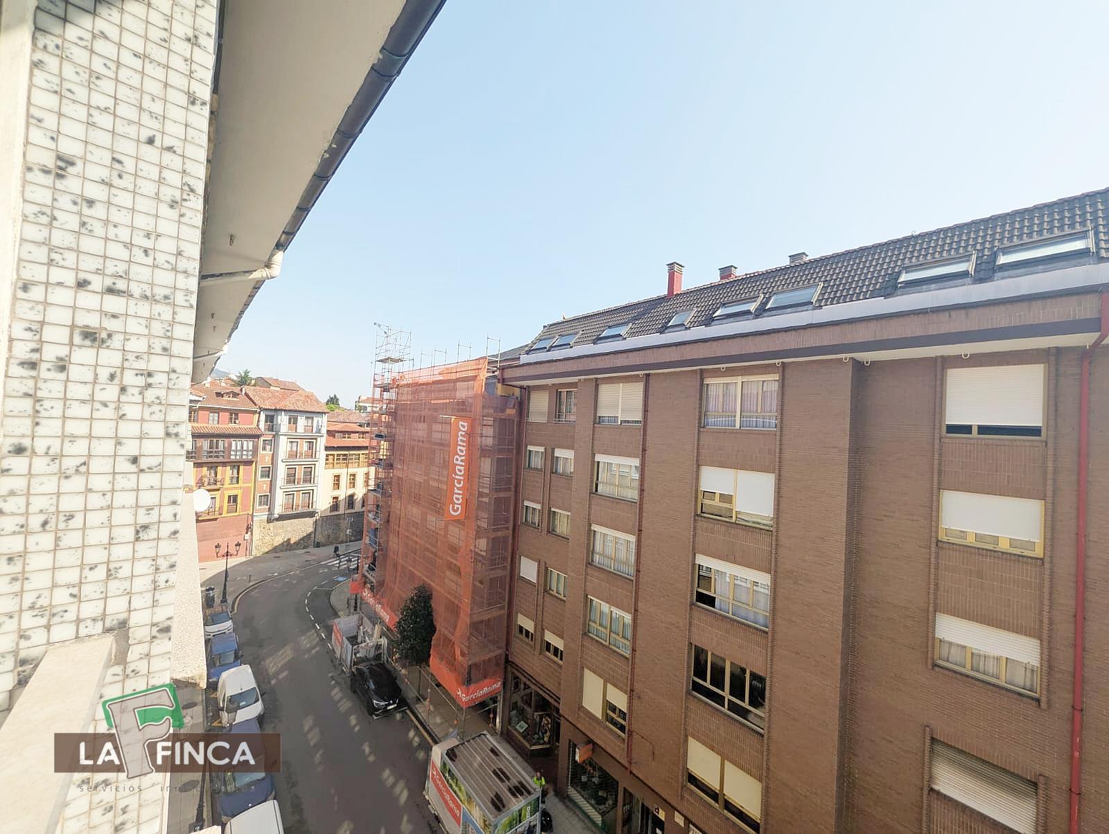 For sale of flat in Oviedo