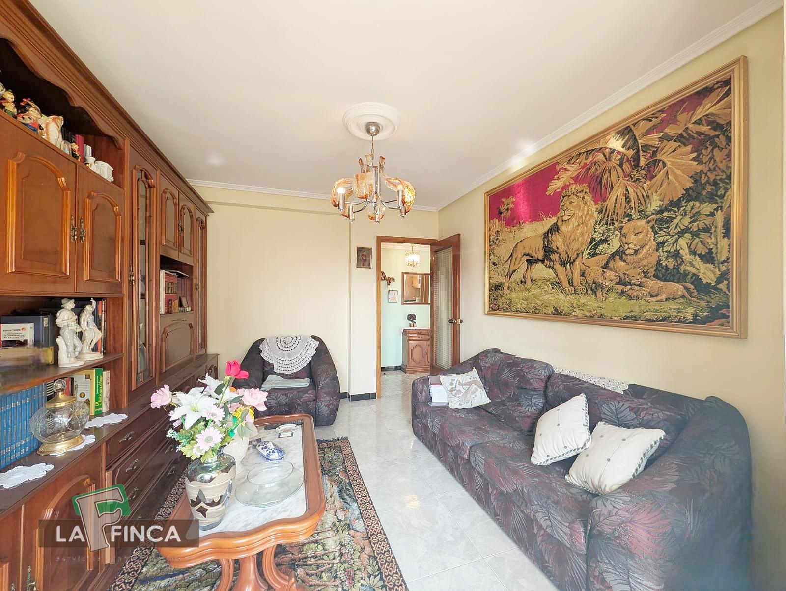 For sale of flat in Oviedo