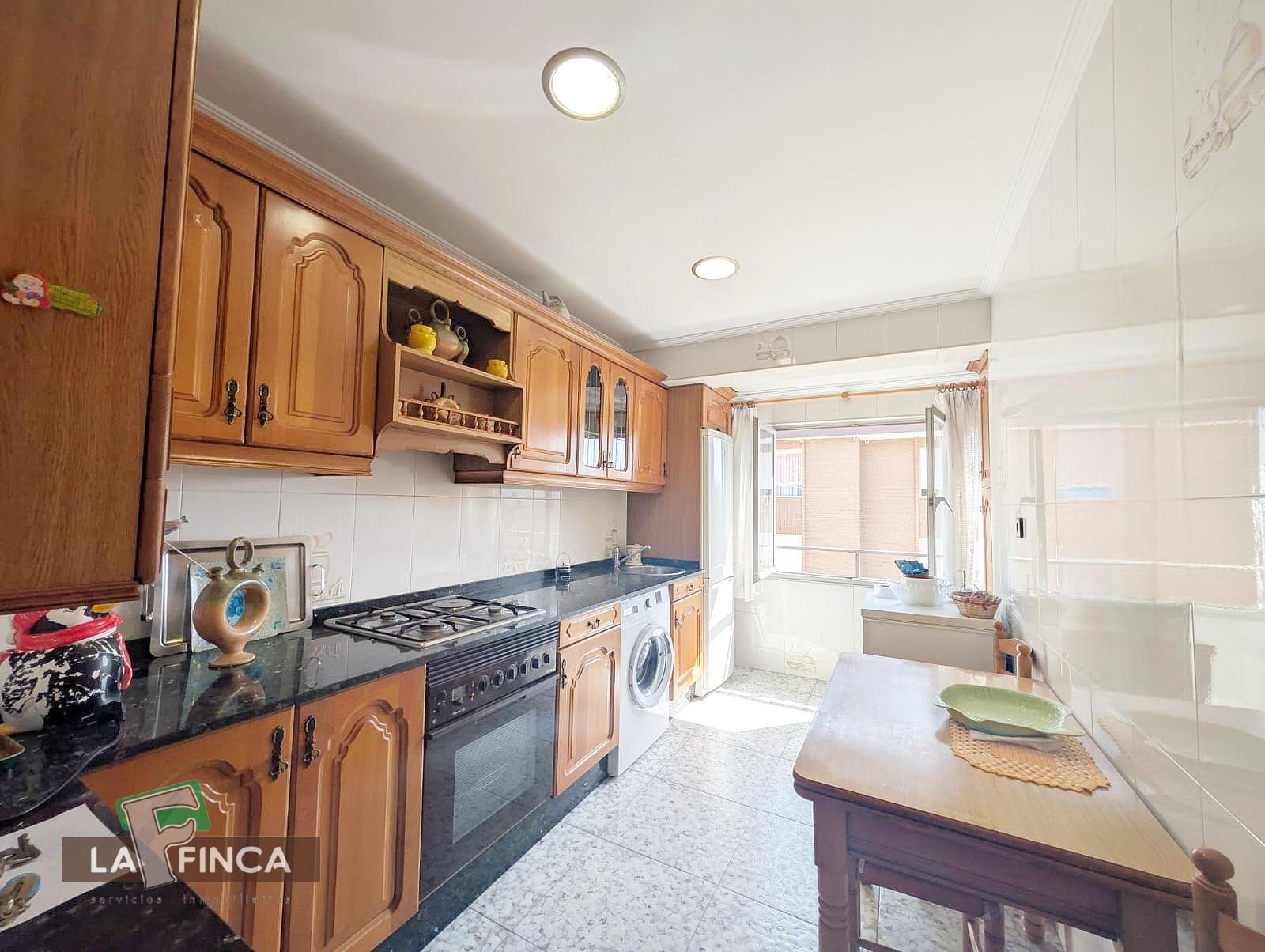 For sale of flat in Oviedo