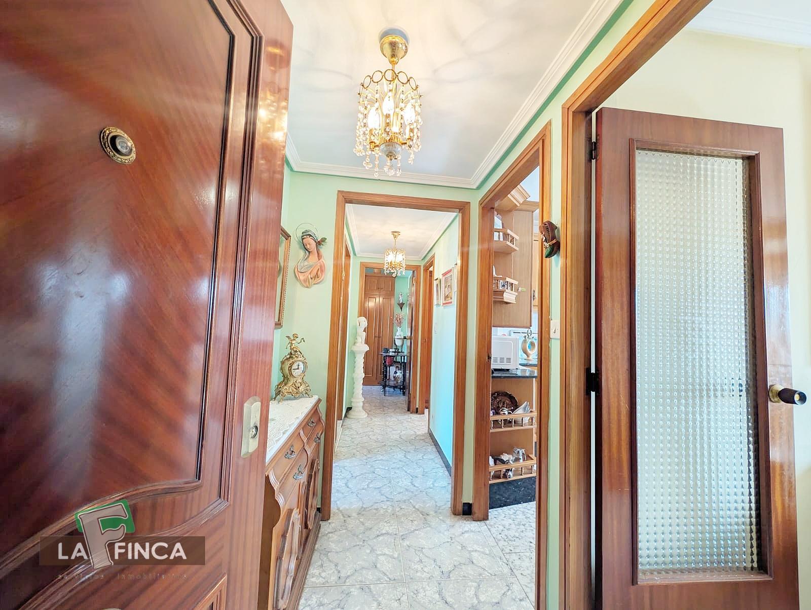 For sale of flat in Oviedo