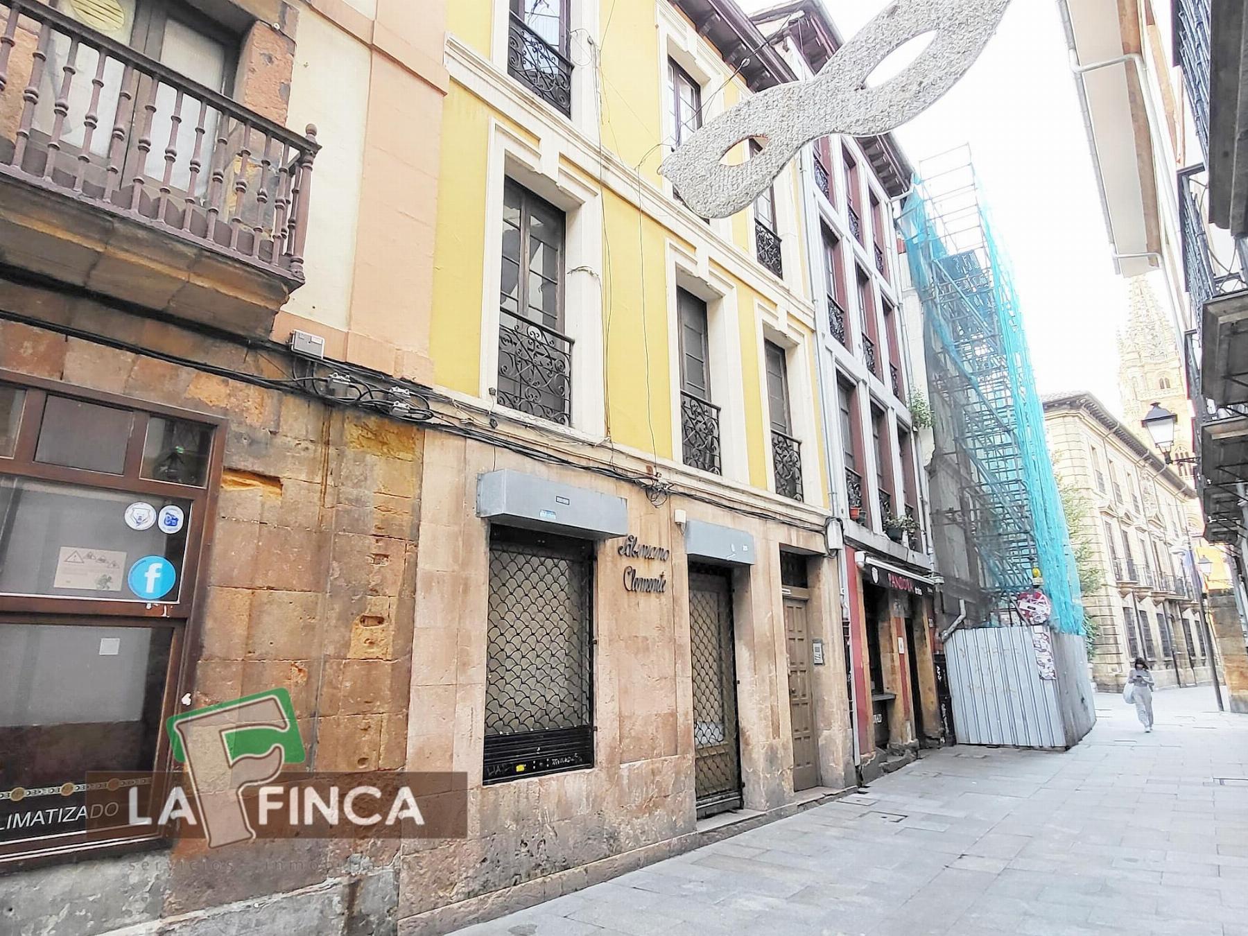 Venta de piso en Oviedo