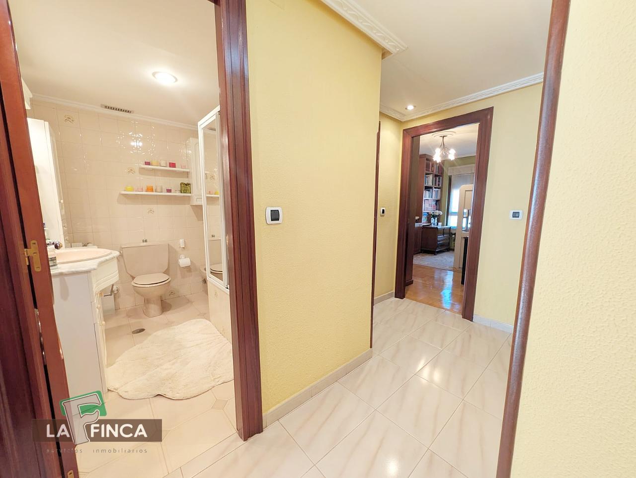 Venta de piso en Oviedo