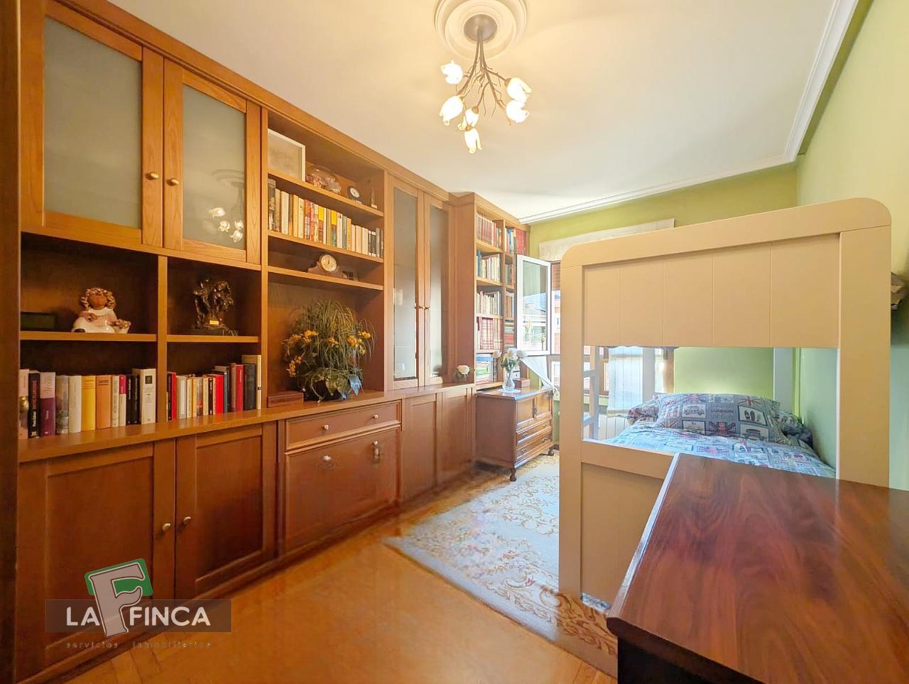 Venta de piso en Oviedo