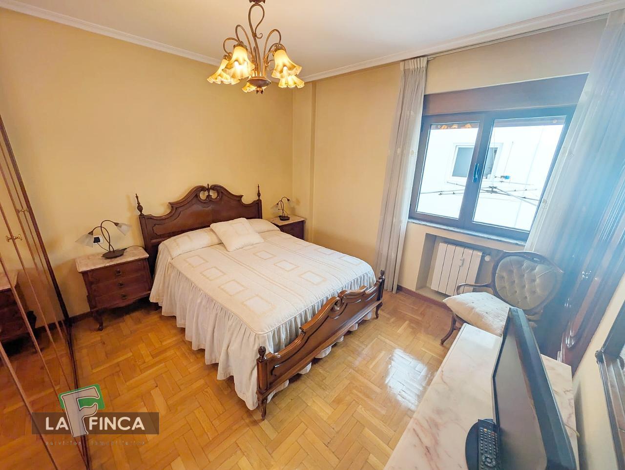 Venta de piso en Oviedo