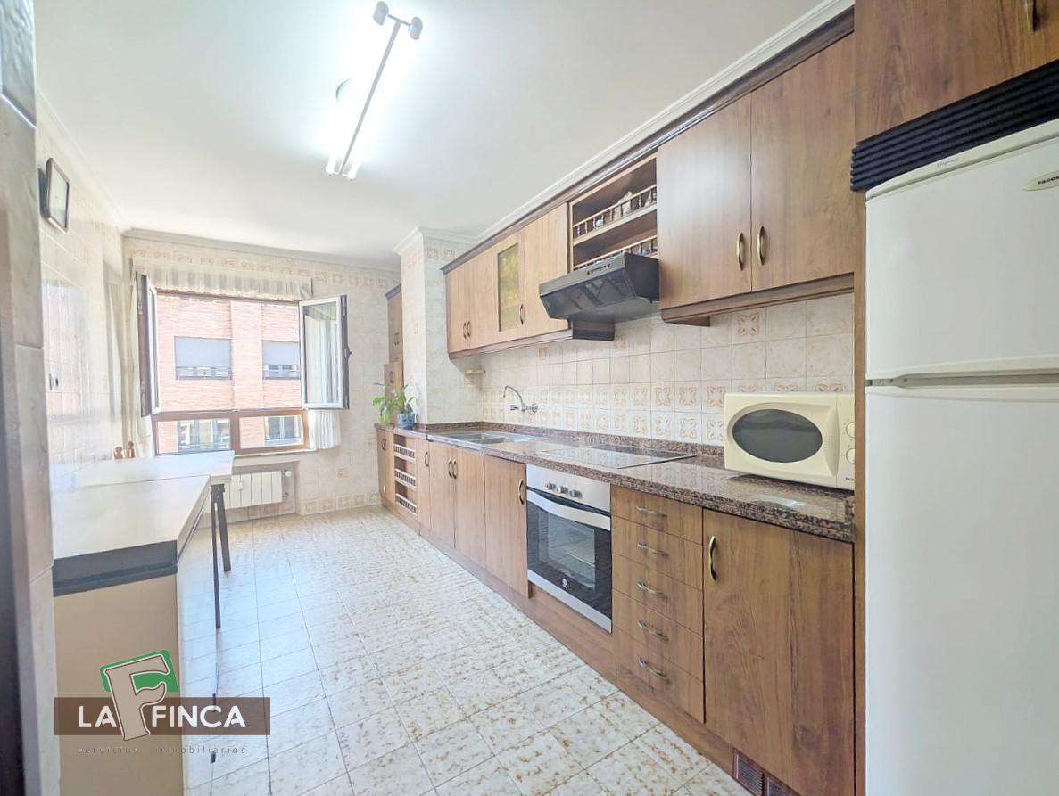 Venta de piso en Oviedo