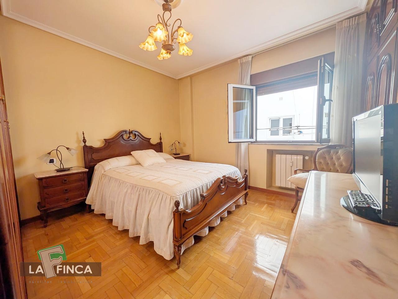 Venta de piso en Oviedo