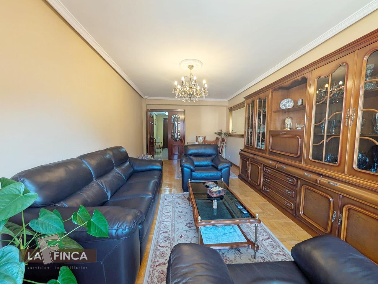 Venta de piso en Oviedo