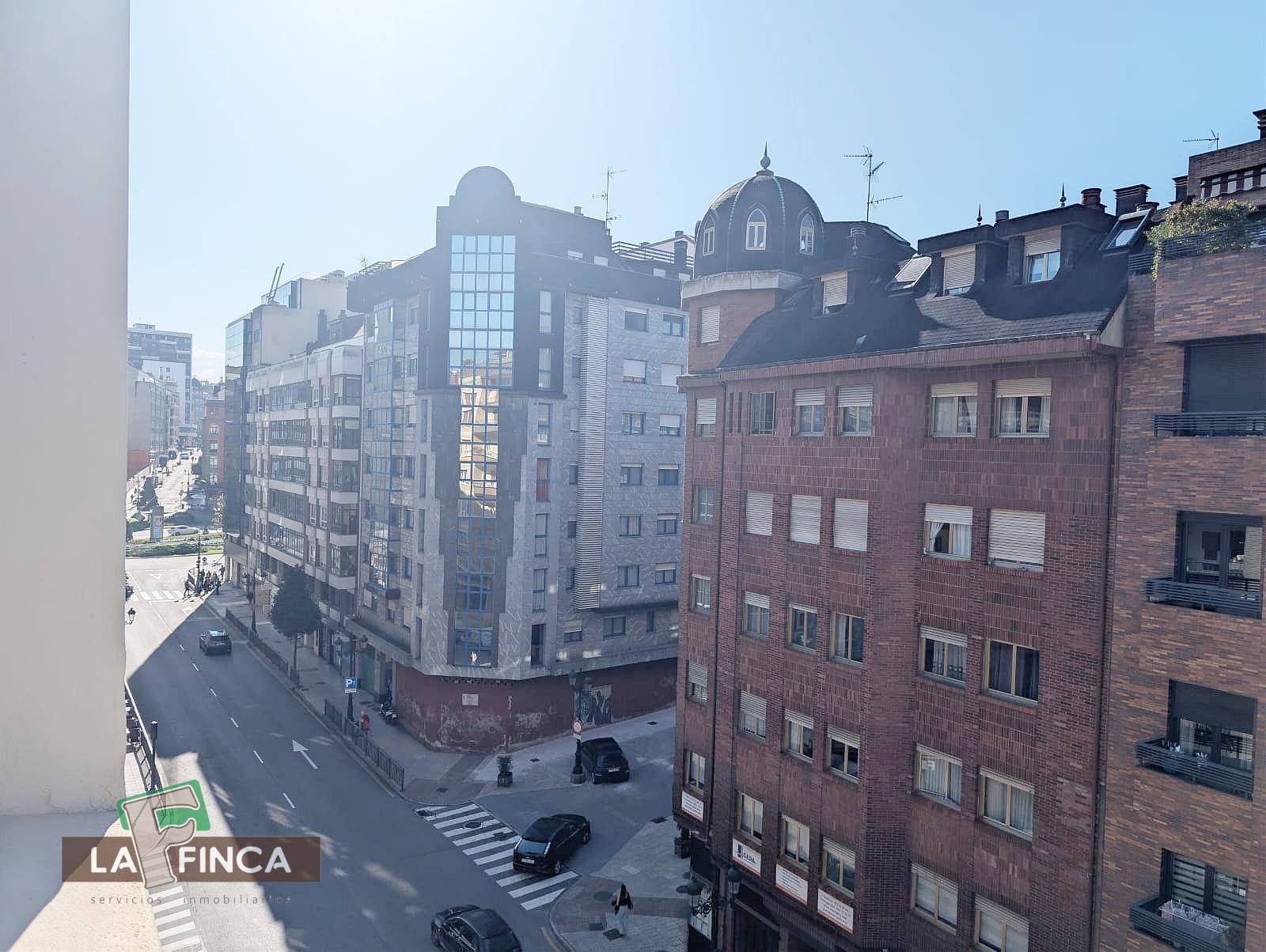 Venta de piso en Oviedo