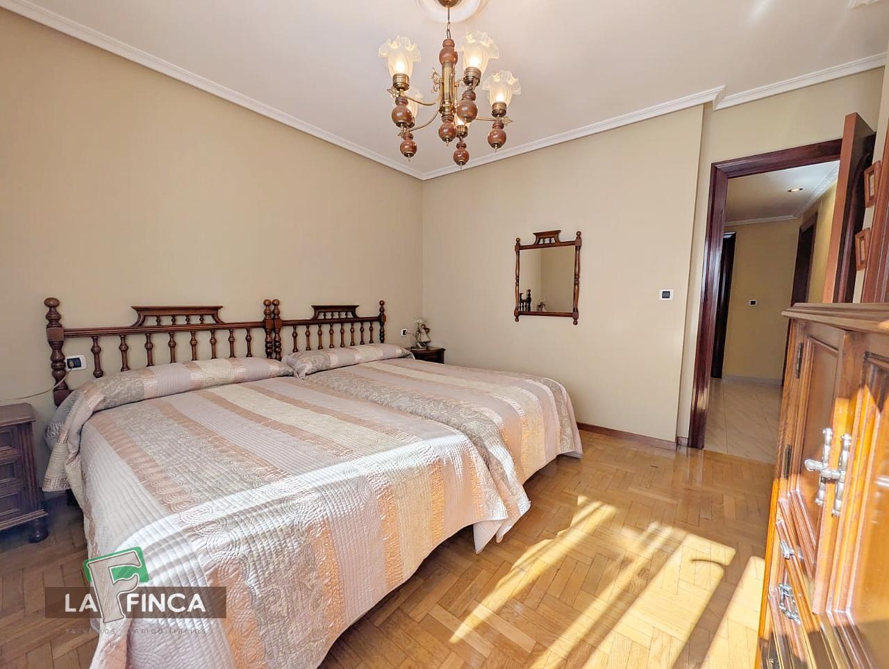 Venta de piso en Oviedo