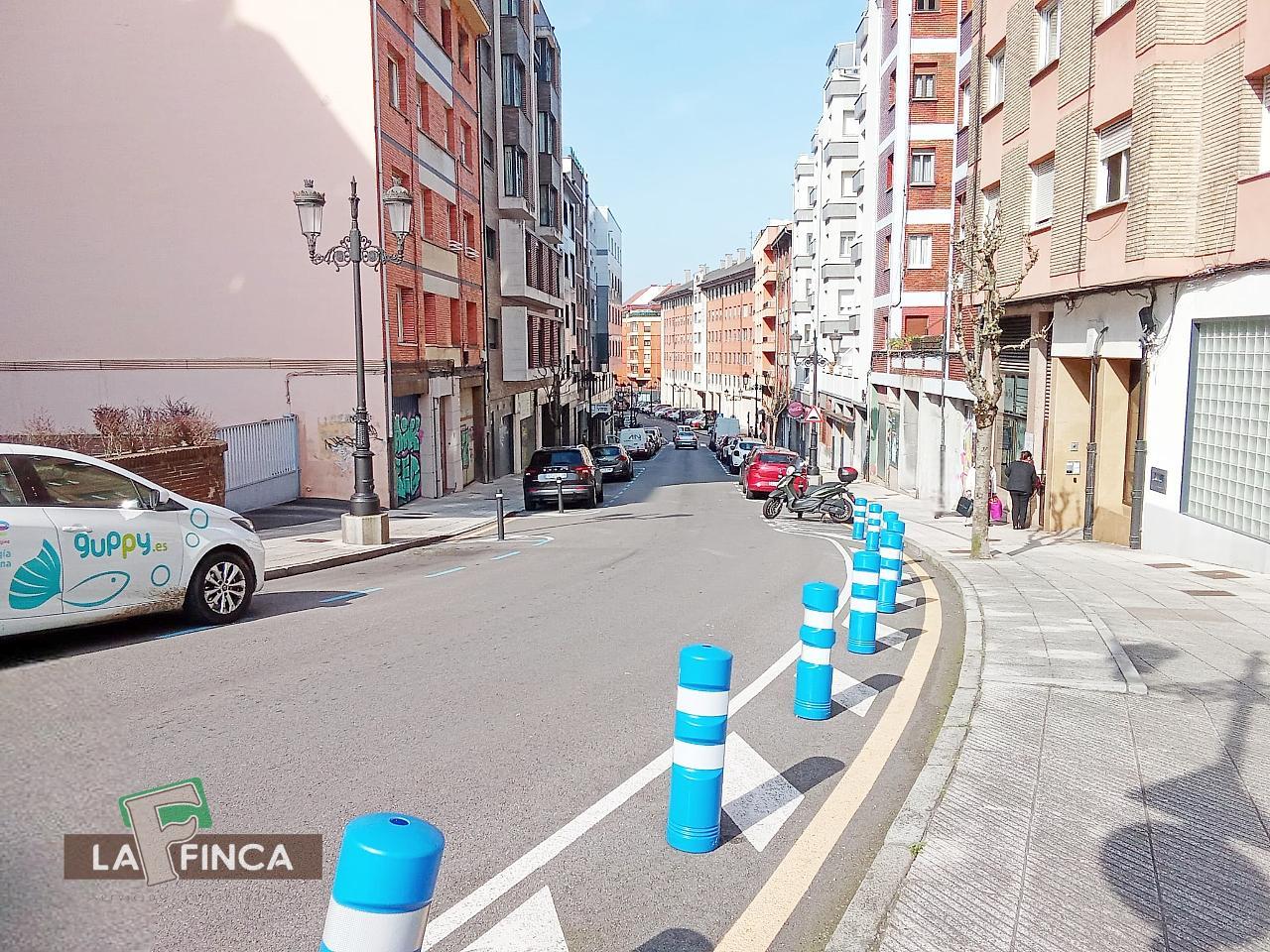 Venta de piso en Oviedo