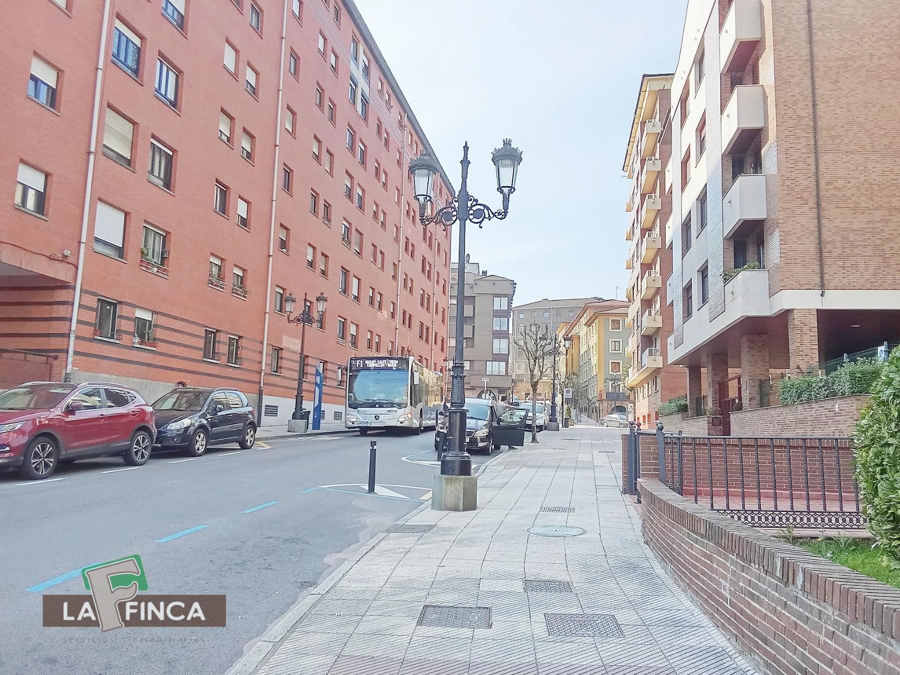 Venta de piso en Oviedo