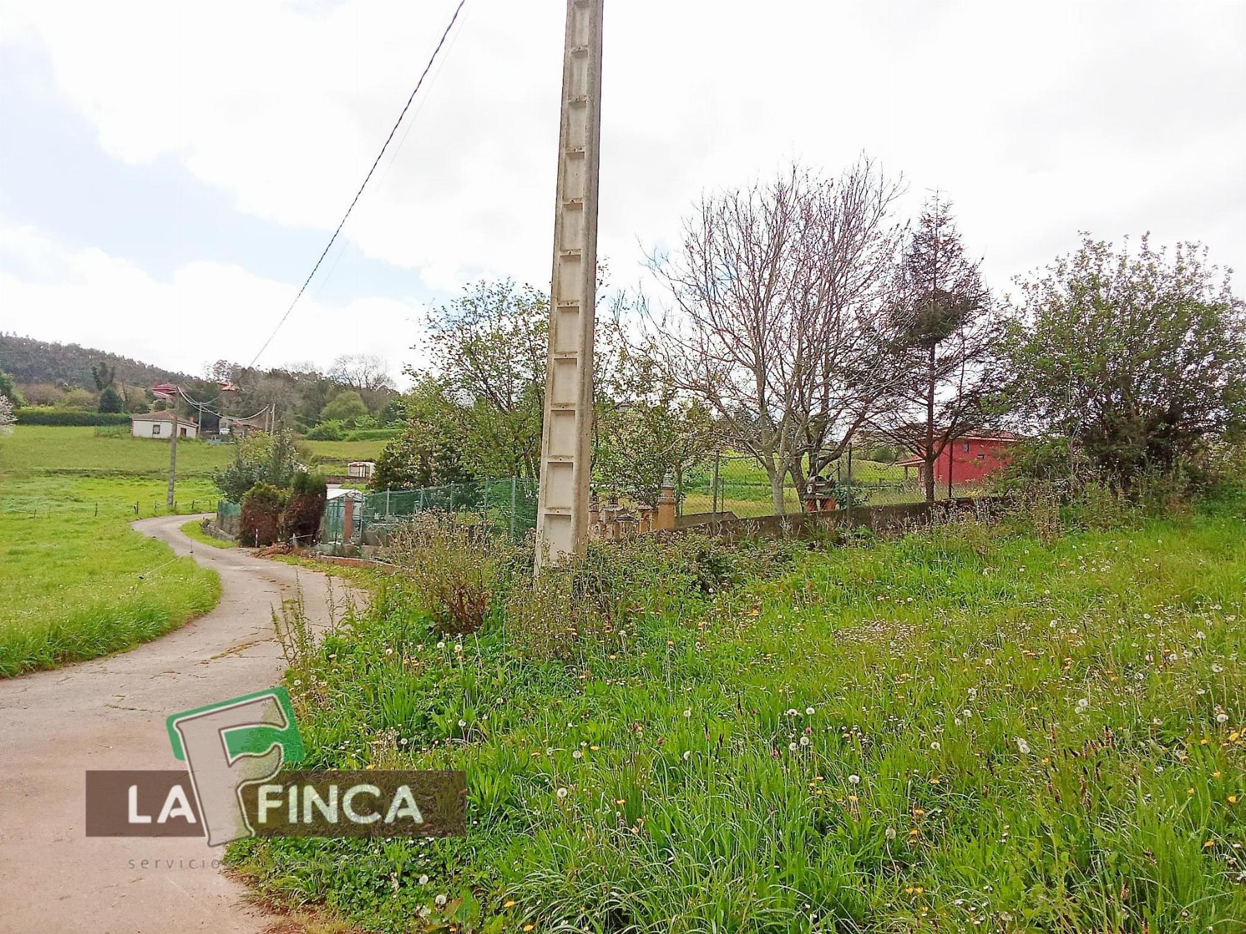 Venta de terreno en Oviedo