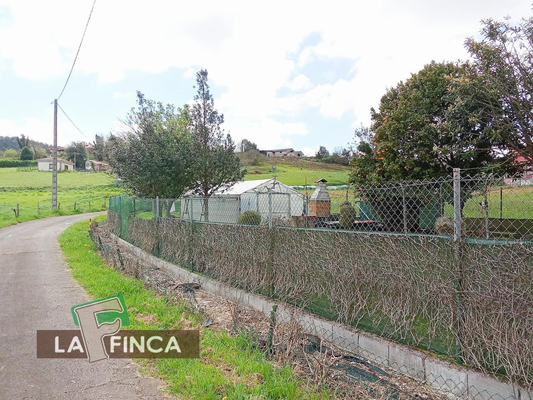 Venta de terreno en Oviedo