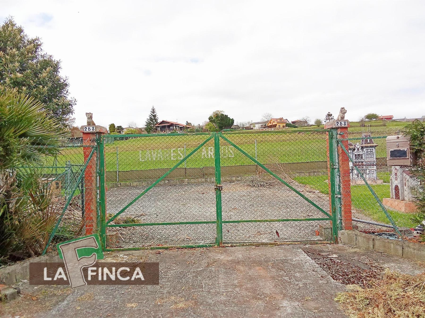 Venta de terreno en Oviedo