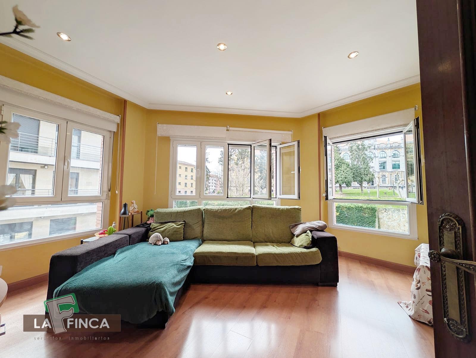 Venta de piso en Oviedo