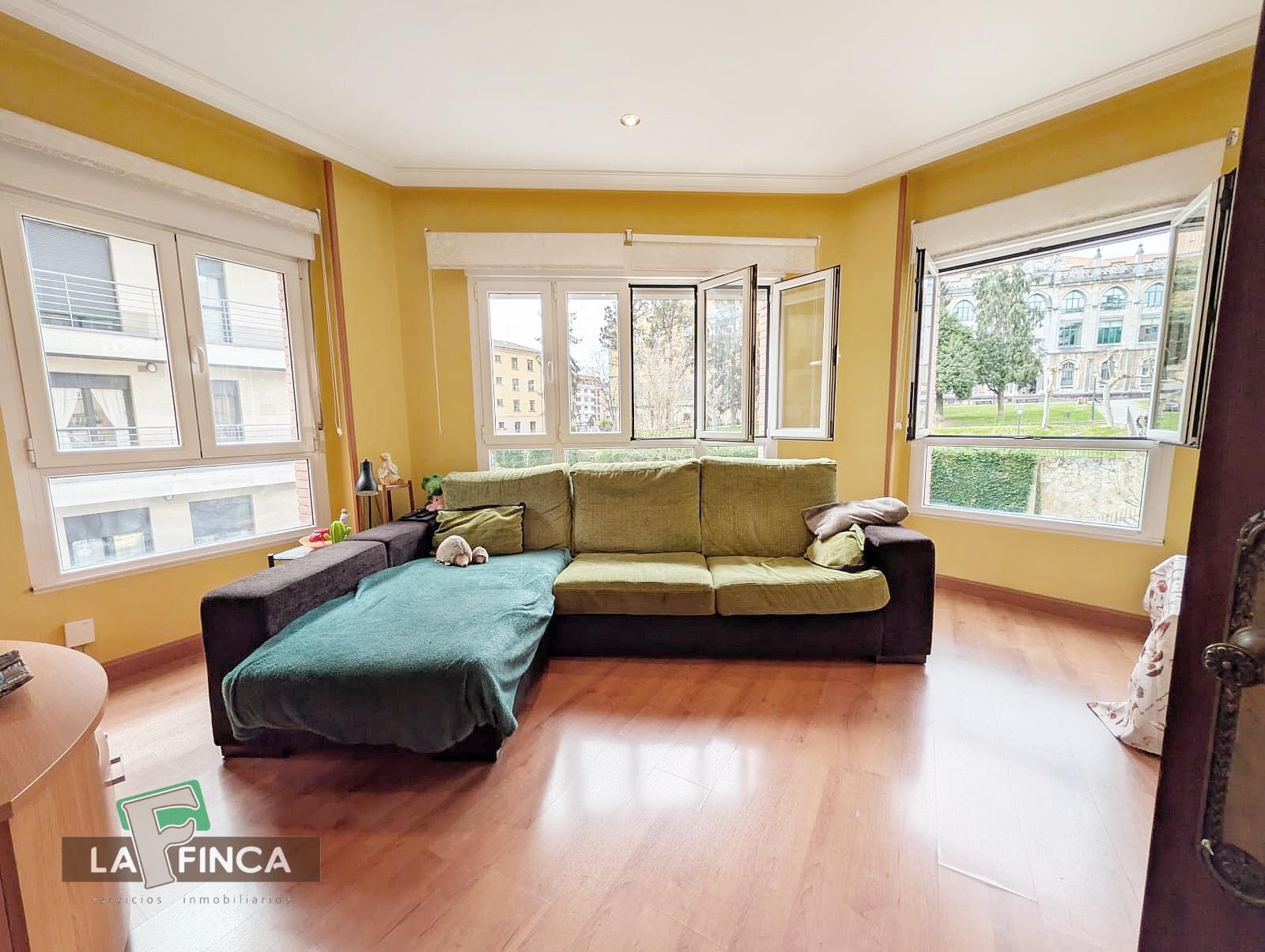 Venta de piso en Oviedo