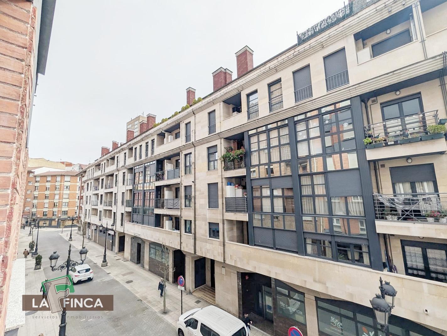 Venta de piso en Oviedo