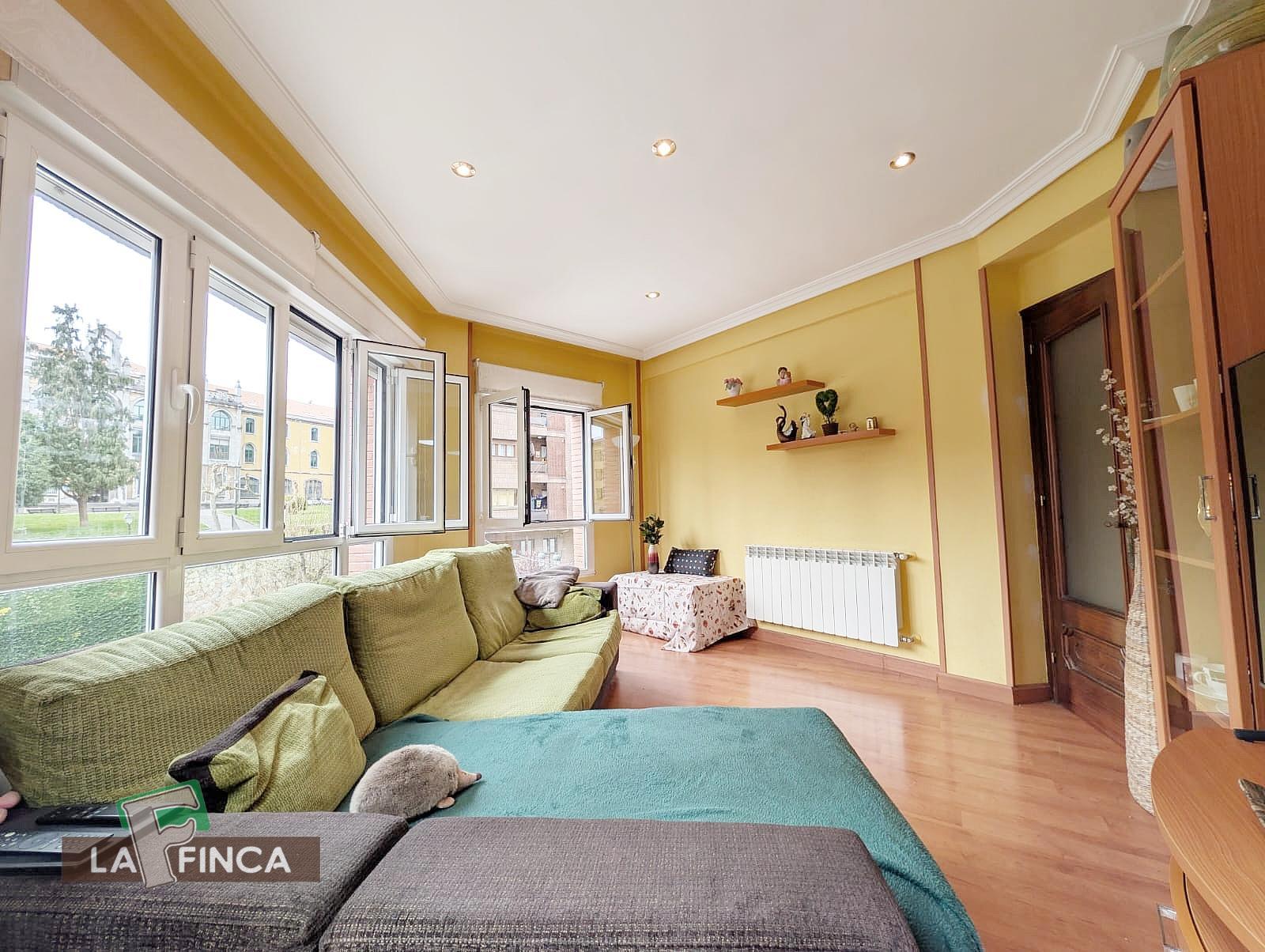 Venta de piso en Oviedo