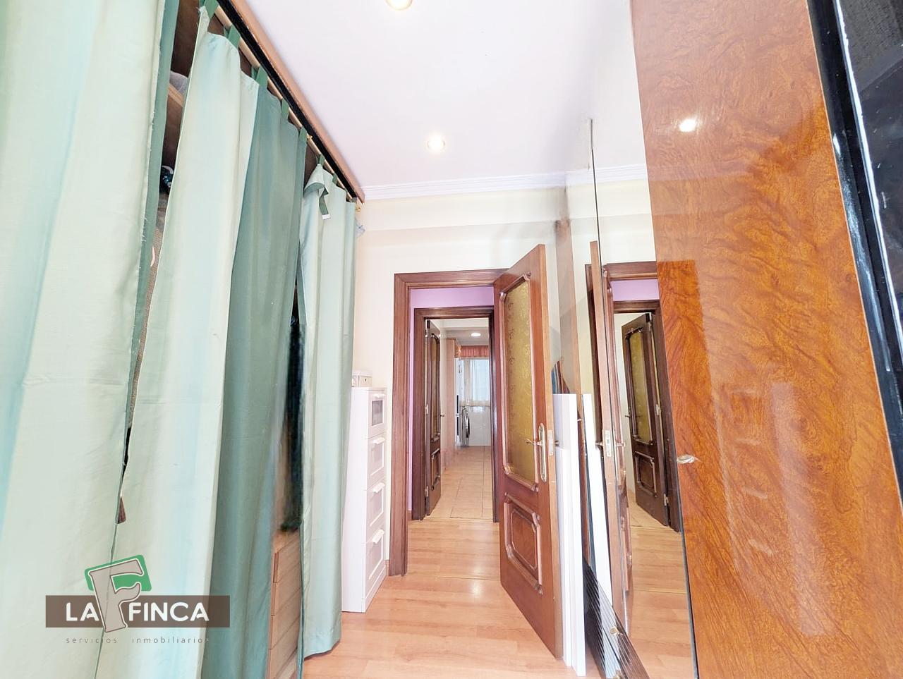 Venta de piso en Oviedo