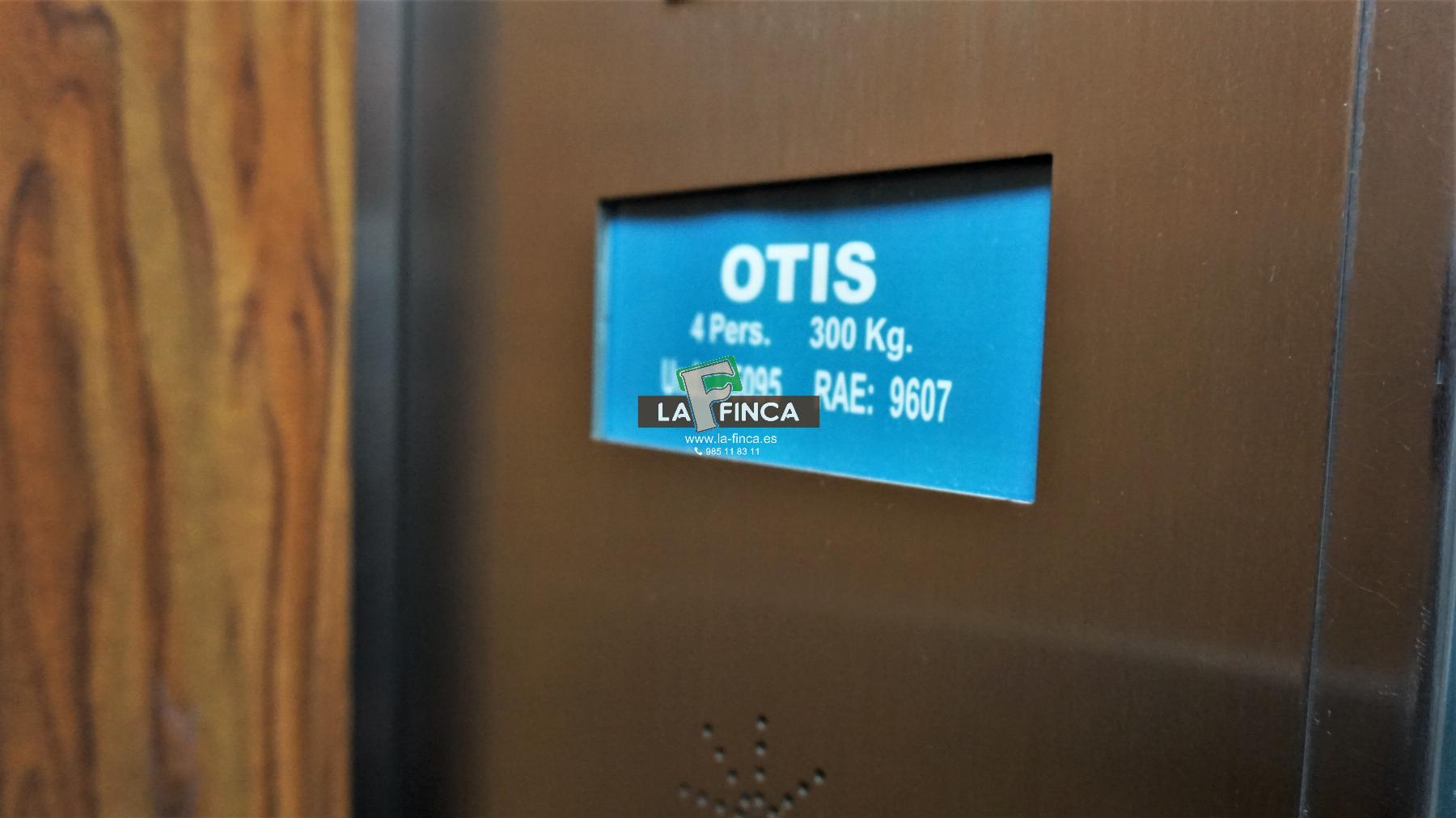 Venta de piso en Oviedo