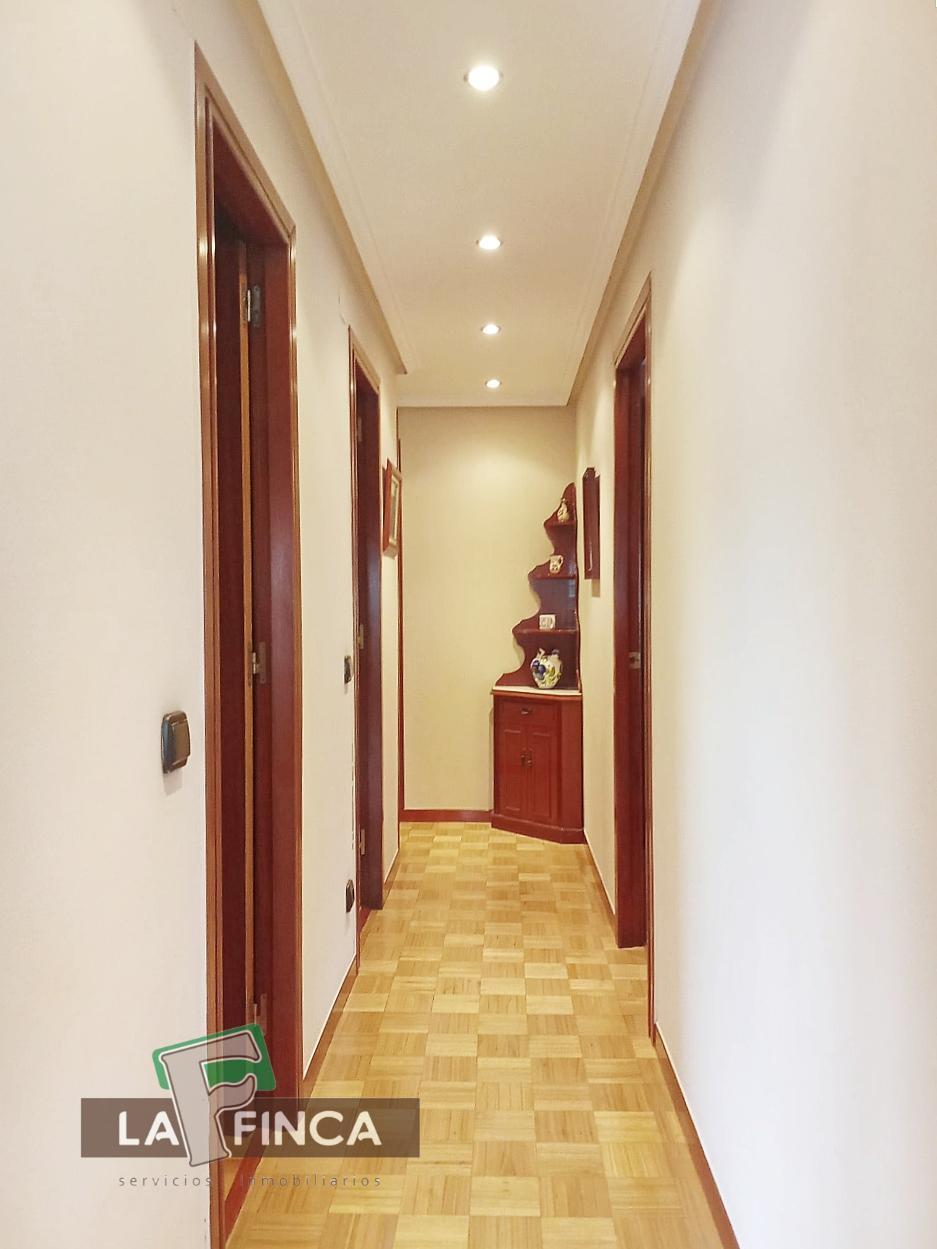 Venta de piso en Lugones