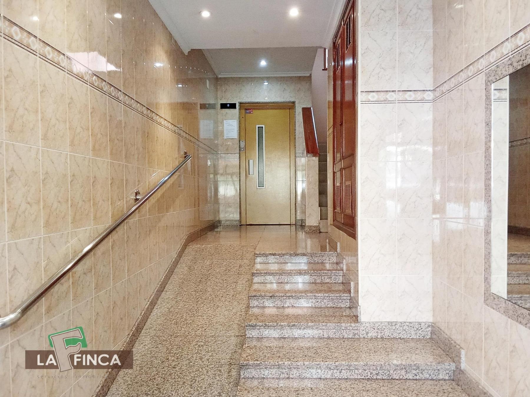 Venta de piso en Lugones