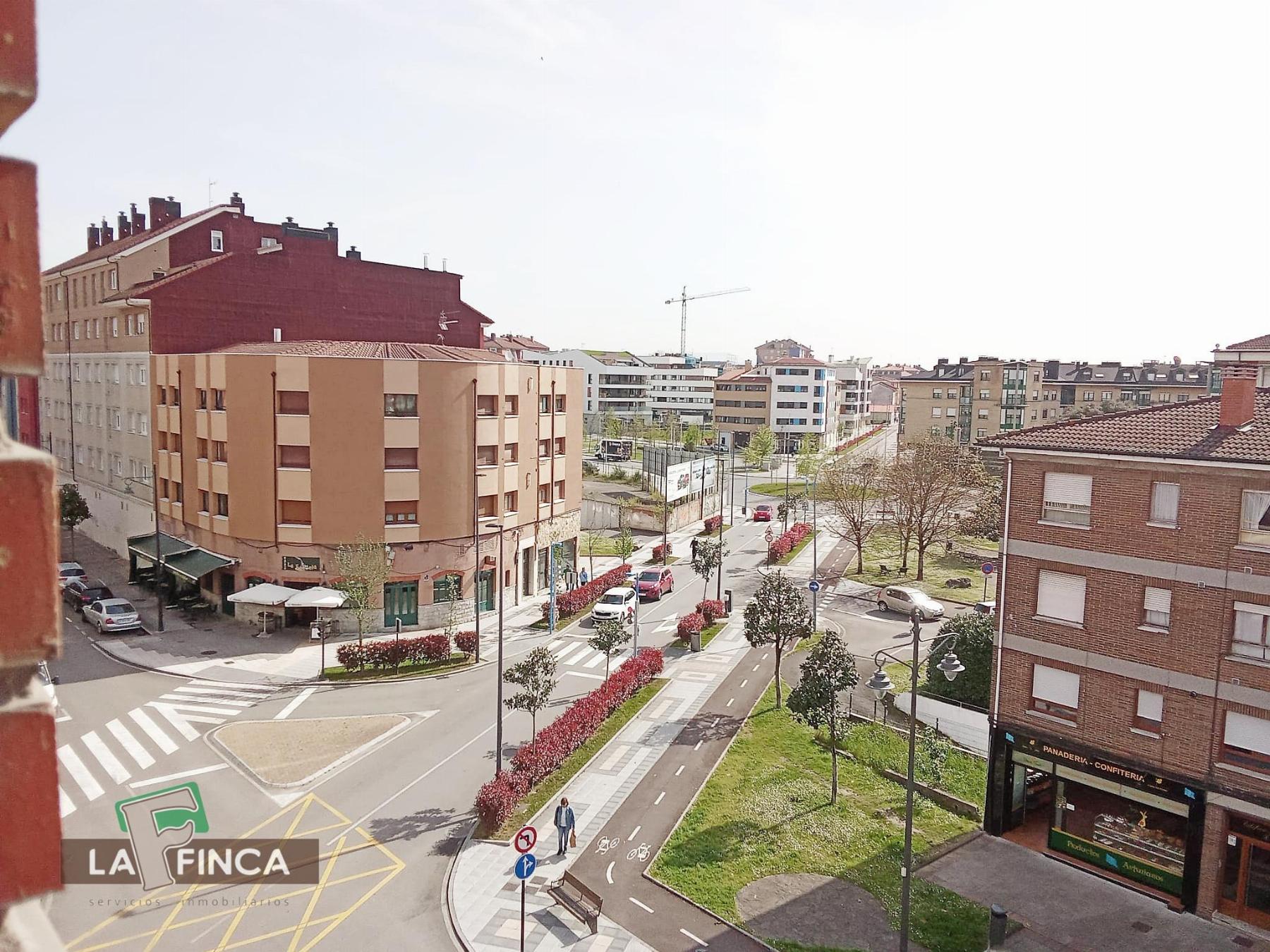 Venta de piso en Lugones