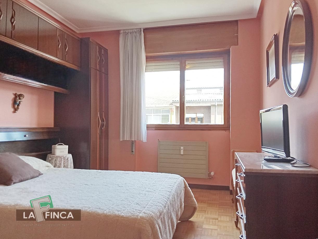 Venta de piso en Lugones