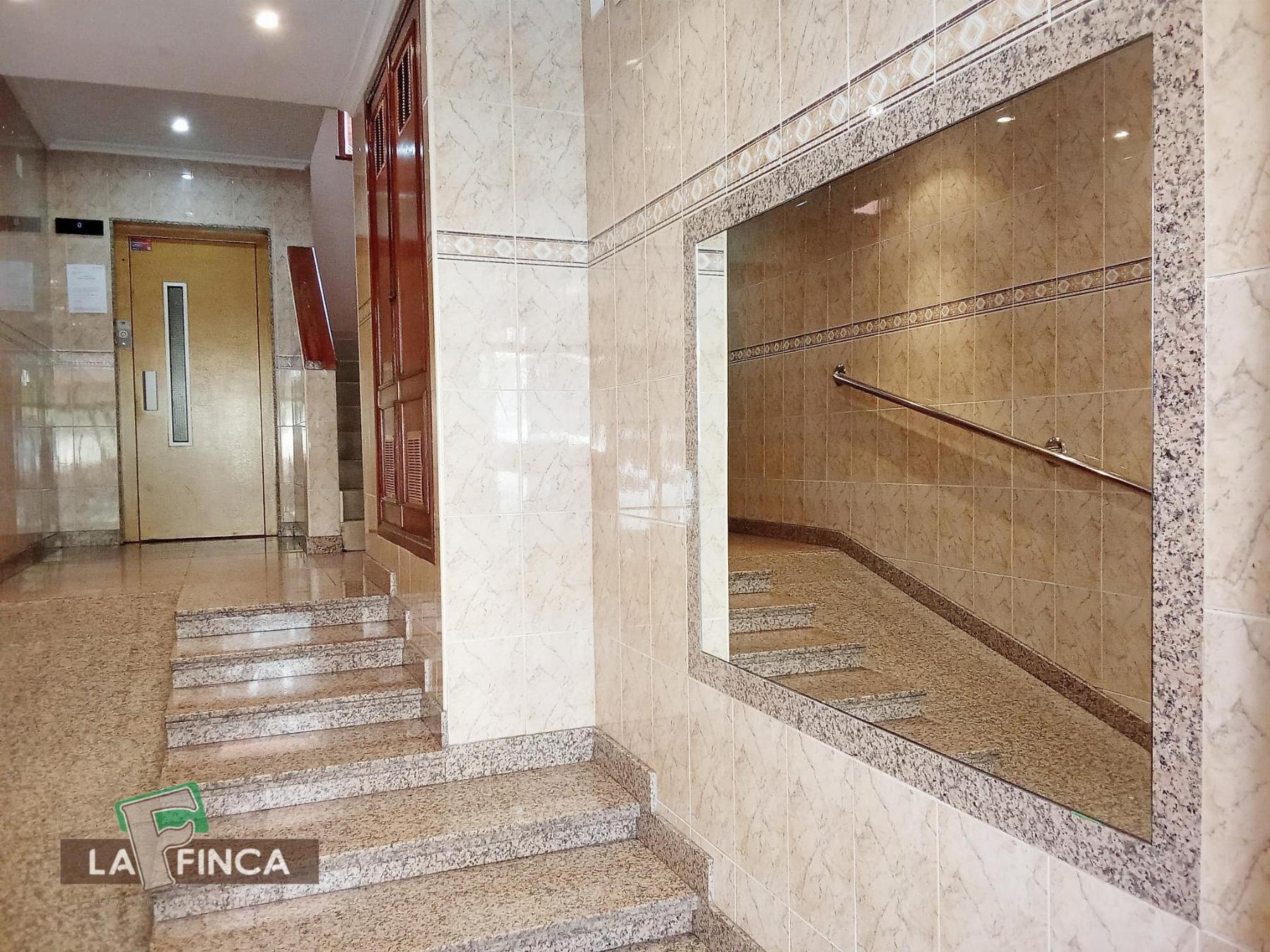 Venta de piso en Lugones