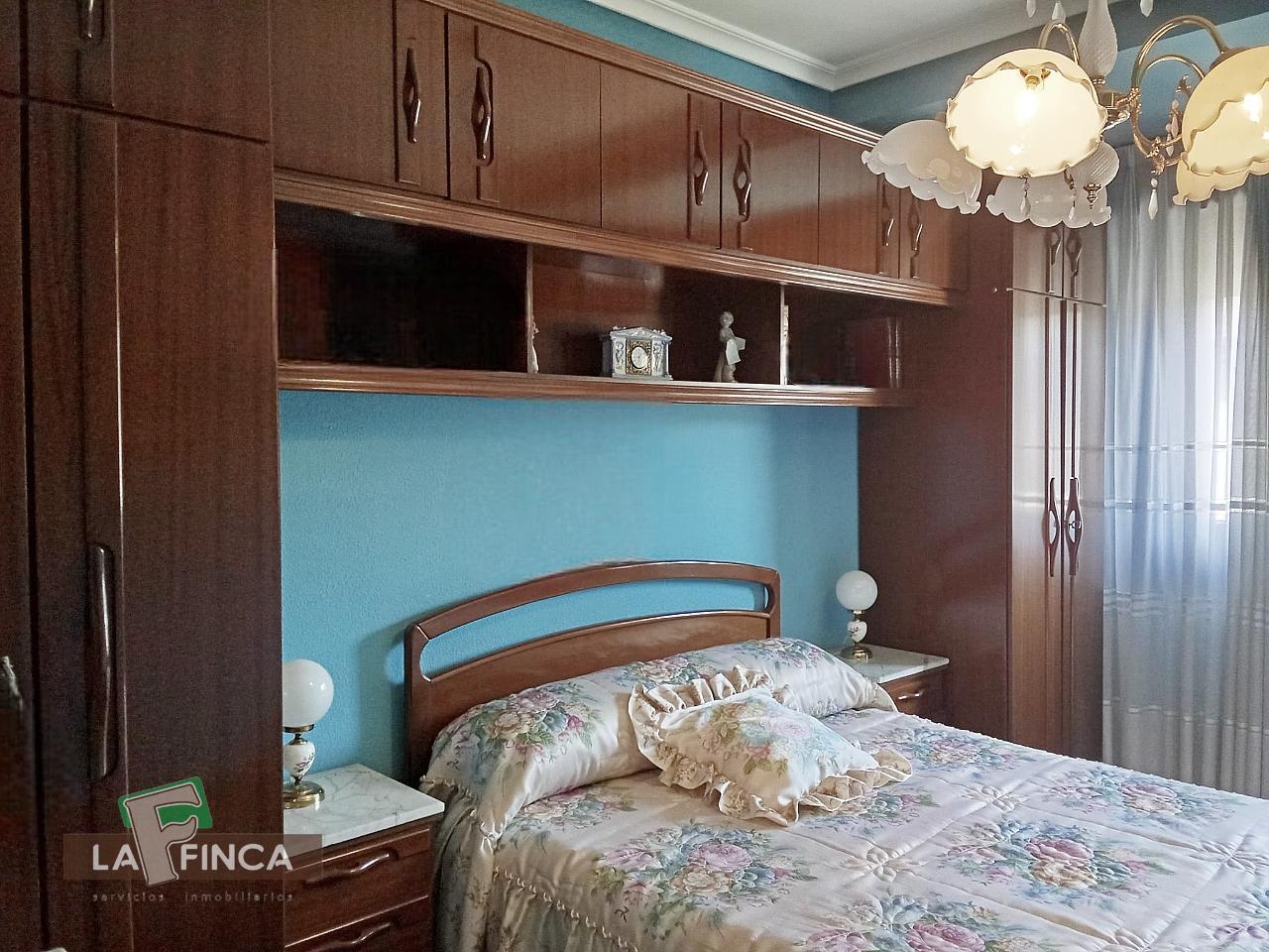 Venta de piso en Lugones