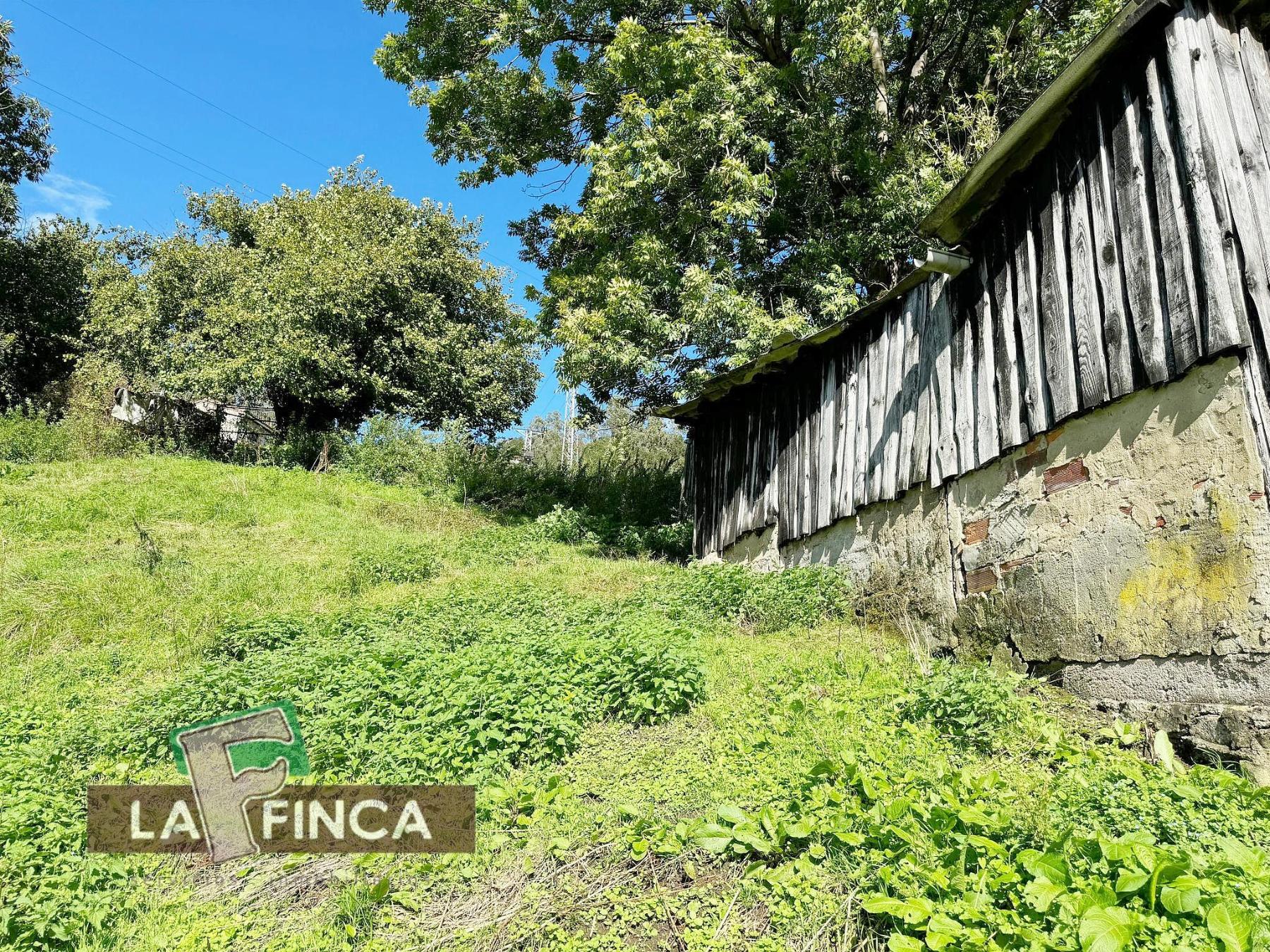 Venta de terreno en San Martín del Rey Aurelio