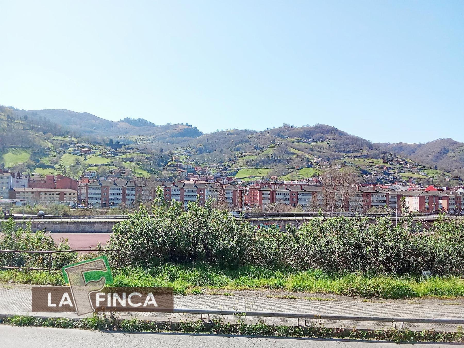 Venta de terreno en San Martín del Rey Aurelio