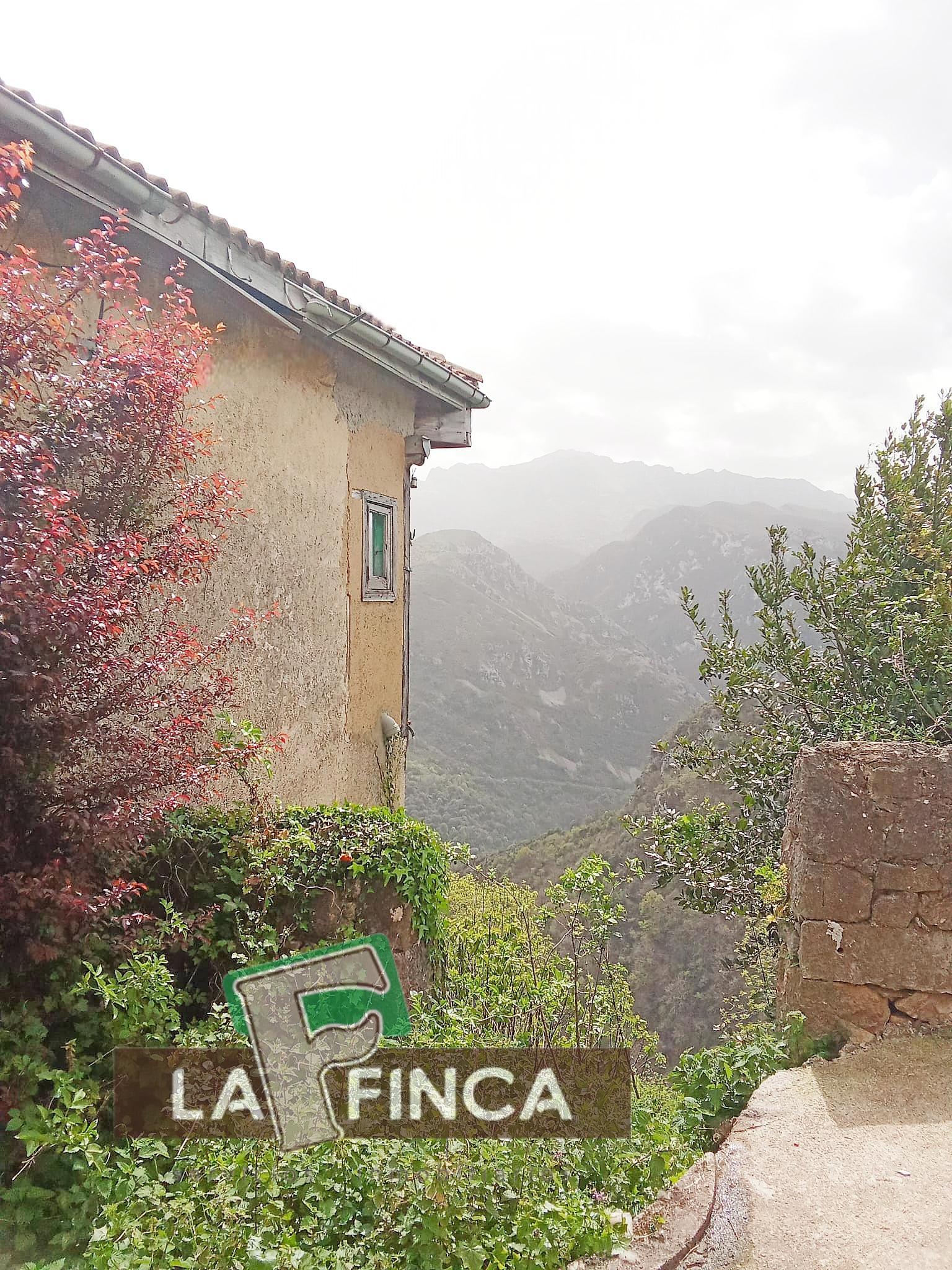 Venta de casa en Santo Adriano