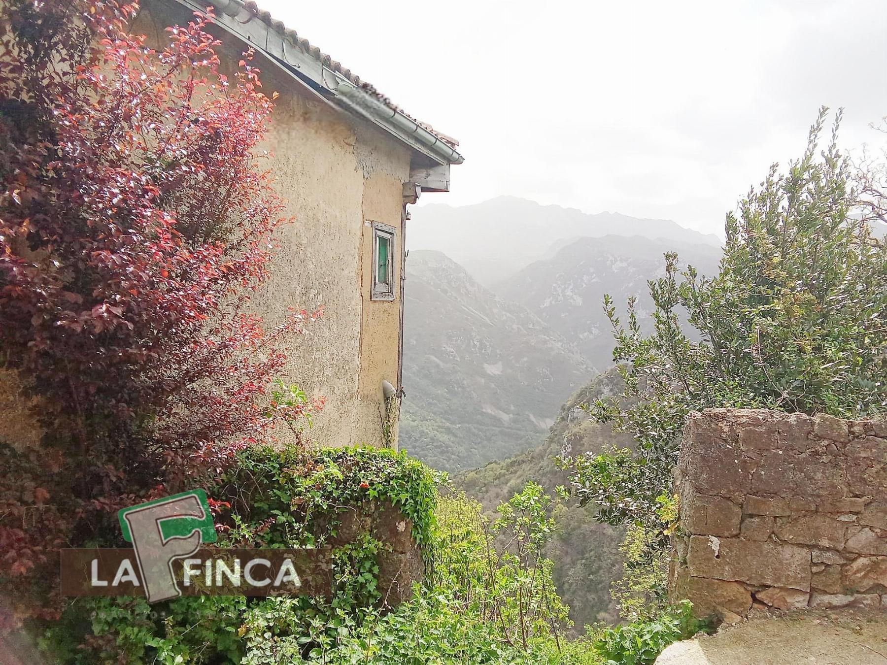 Venta de casa en Santo Adriano