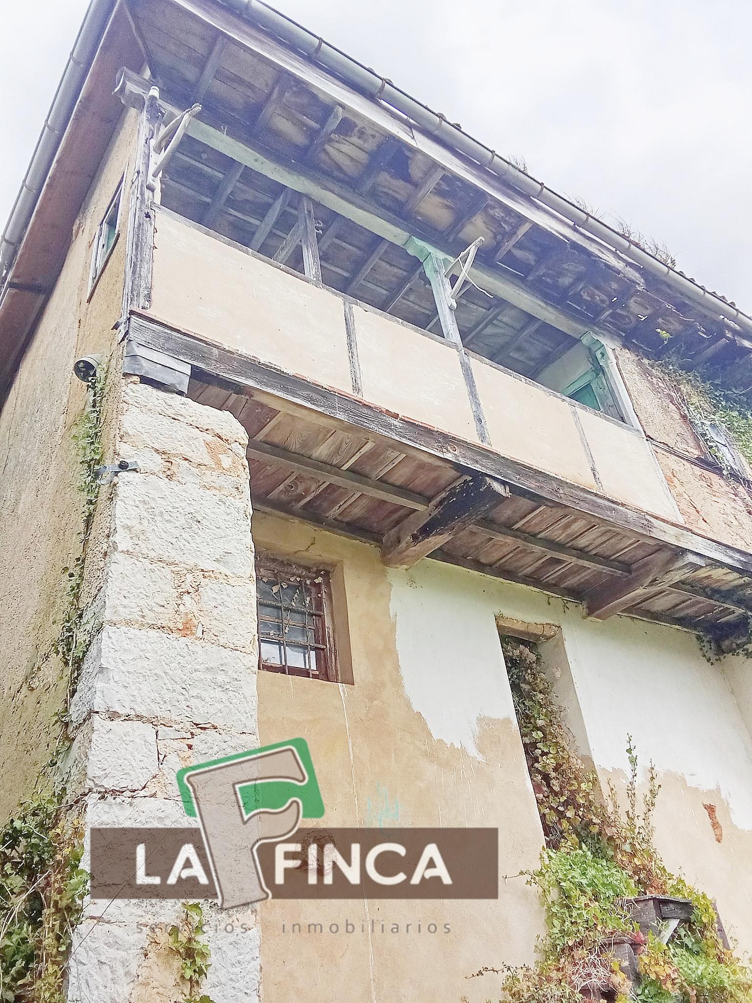 Venta de casa en Santo Adriano