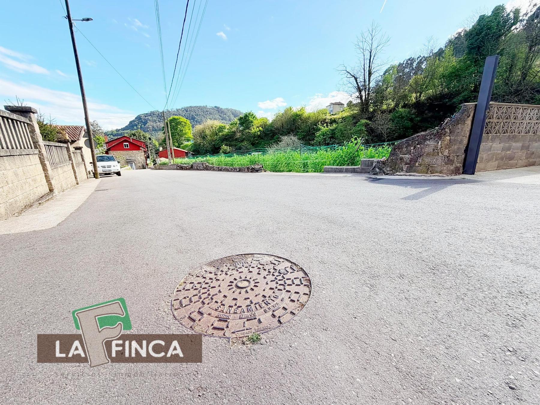 Venta de terreno en Pravia