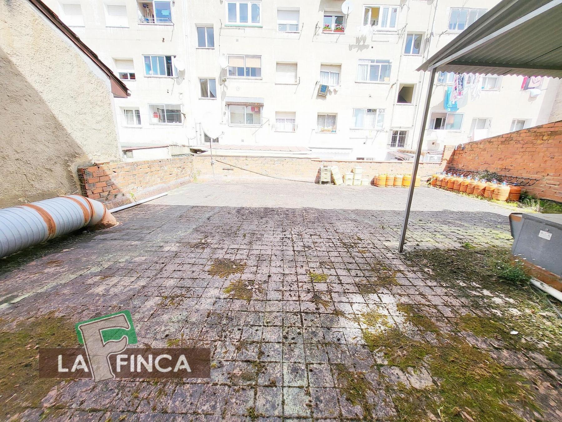 Venta de edificio en Pravia