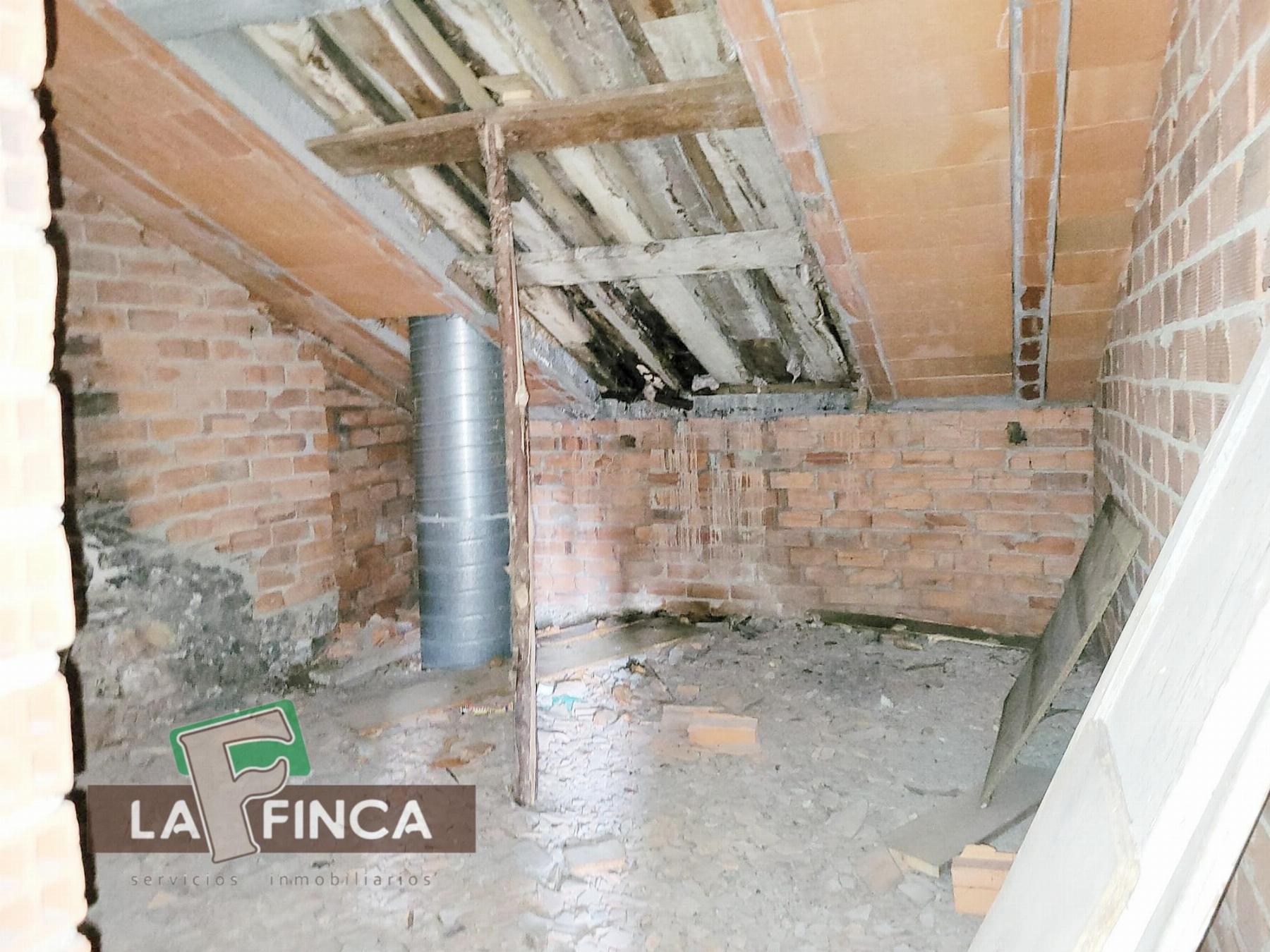 Venta de edificio en Pravia