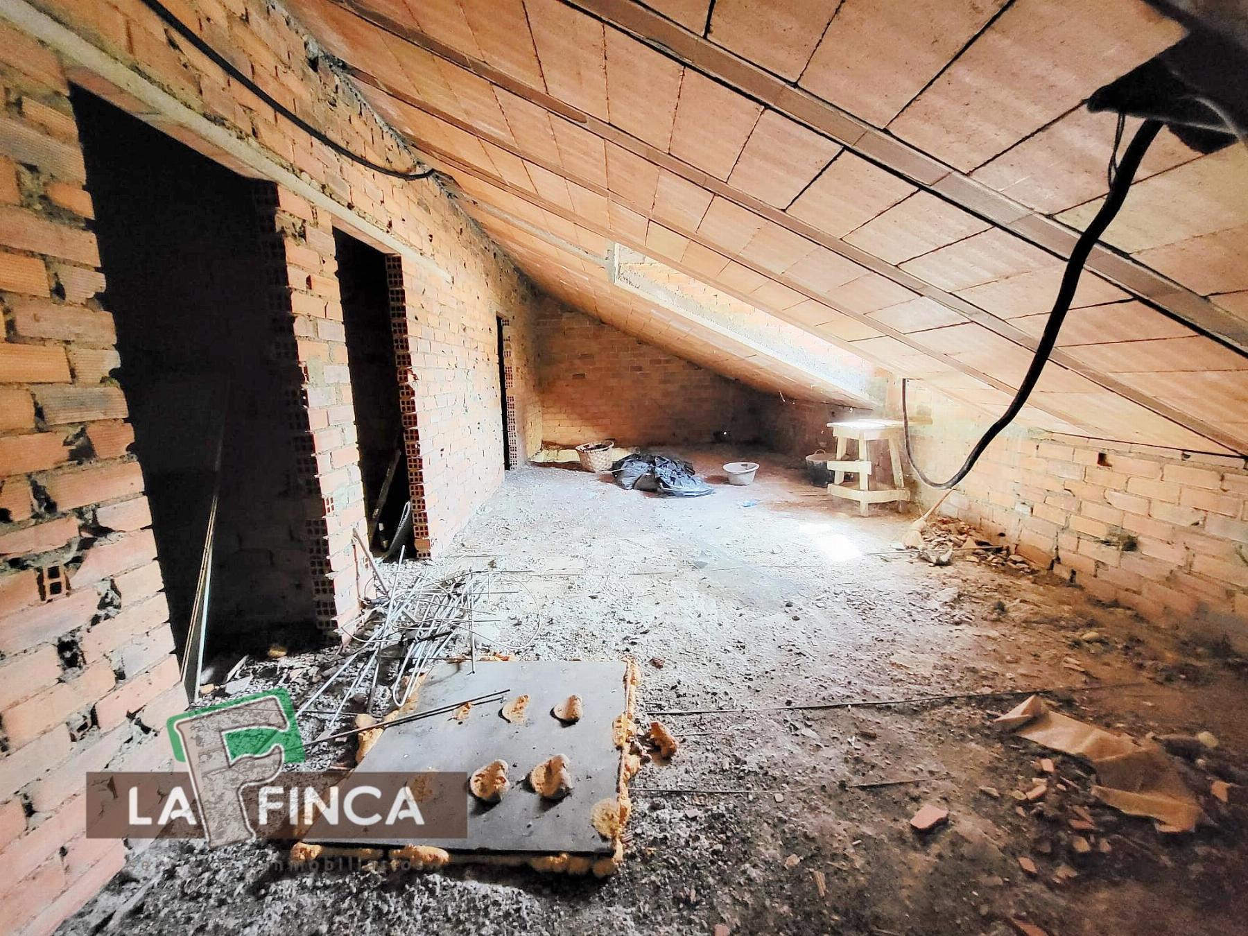 Venta de edificio en Pravia