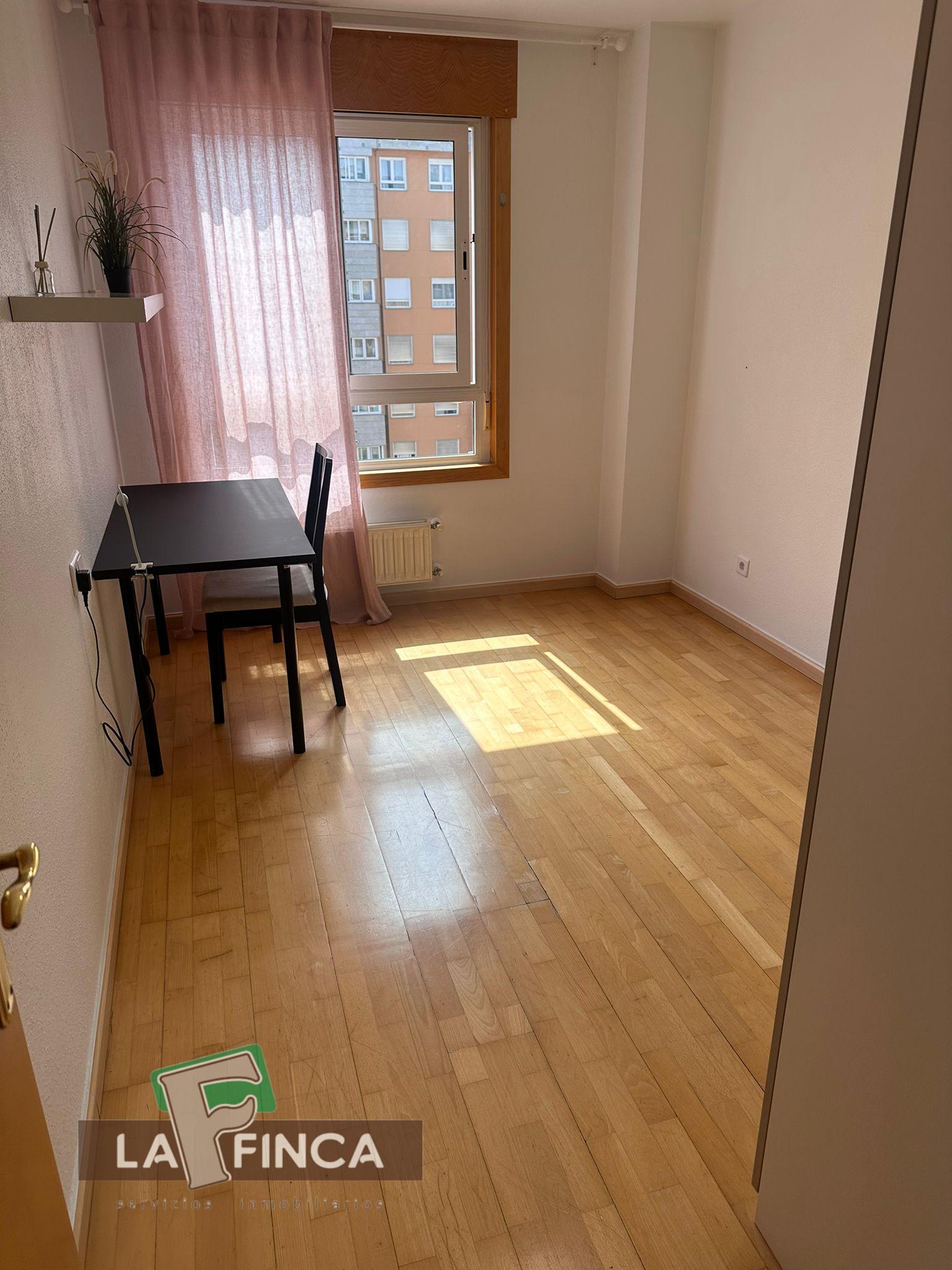 Venta de piso en Oviedo