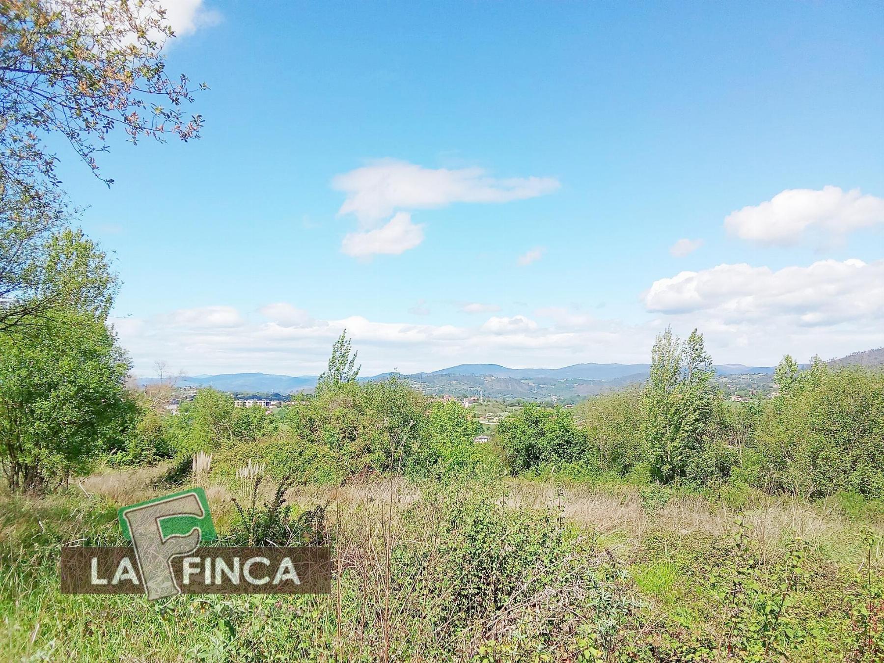 Venta de terreno en Oviedo