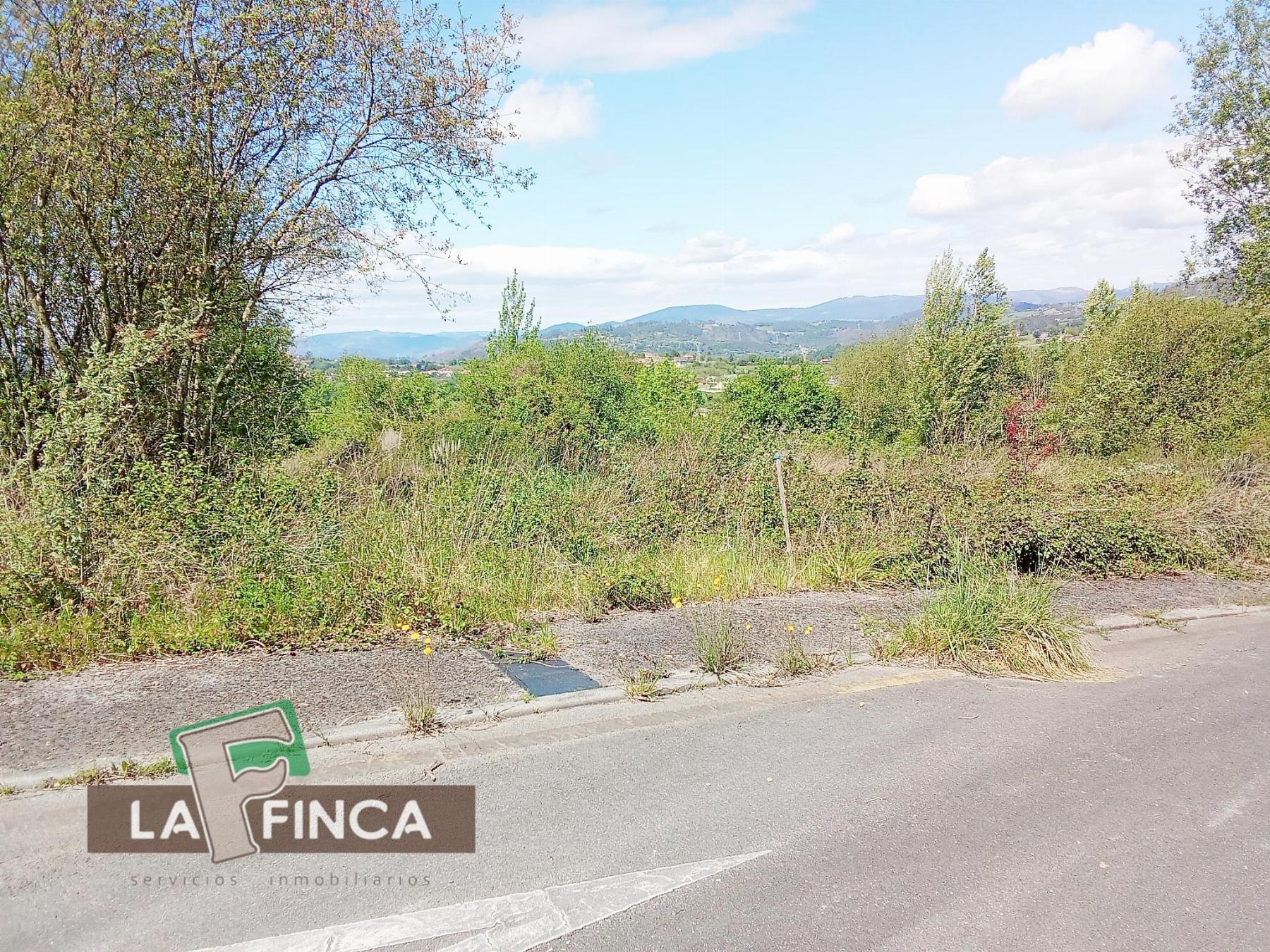 Venta de terreno en Oviedo