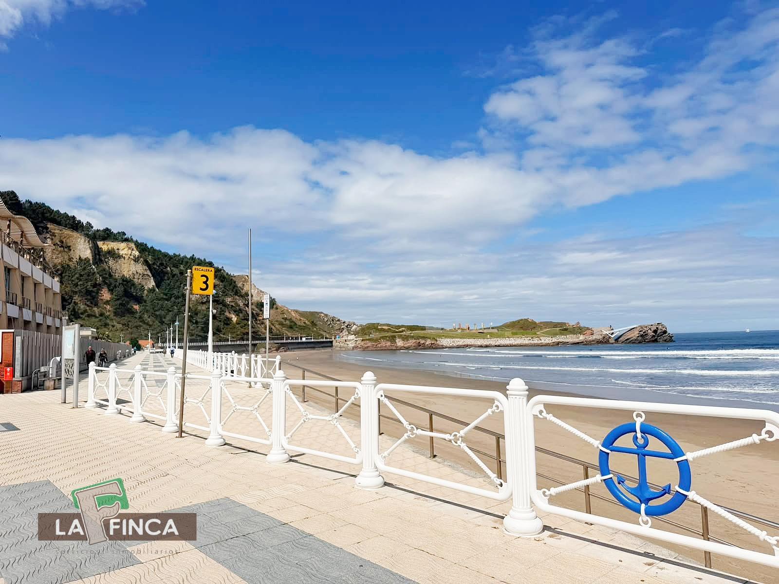 Venta de piso en Castrillón