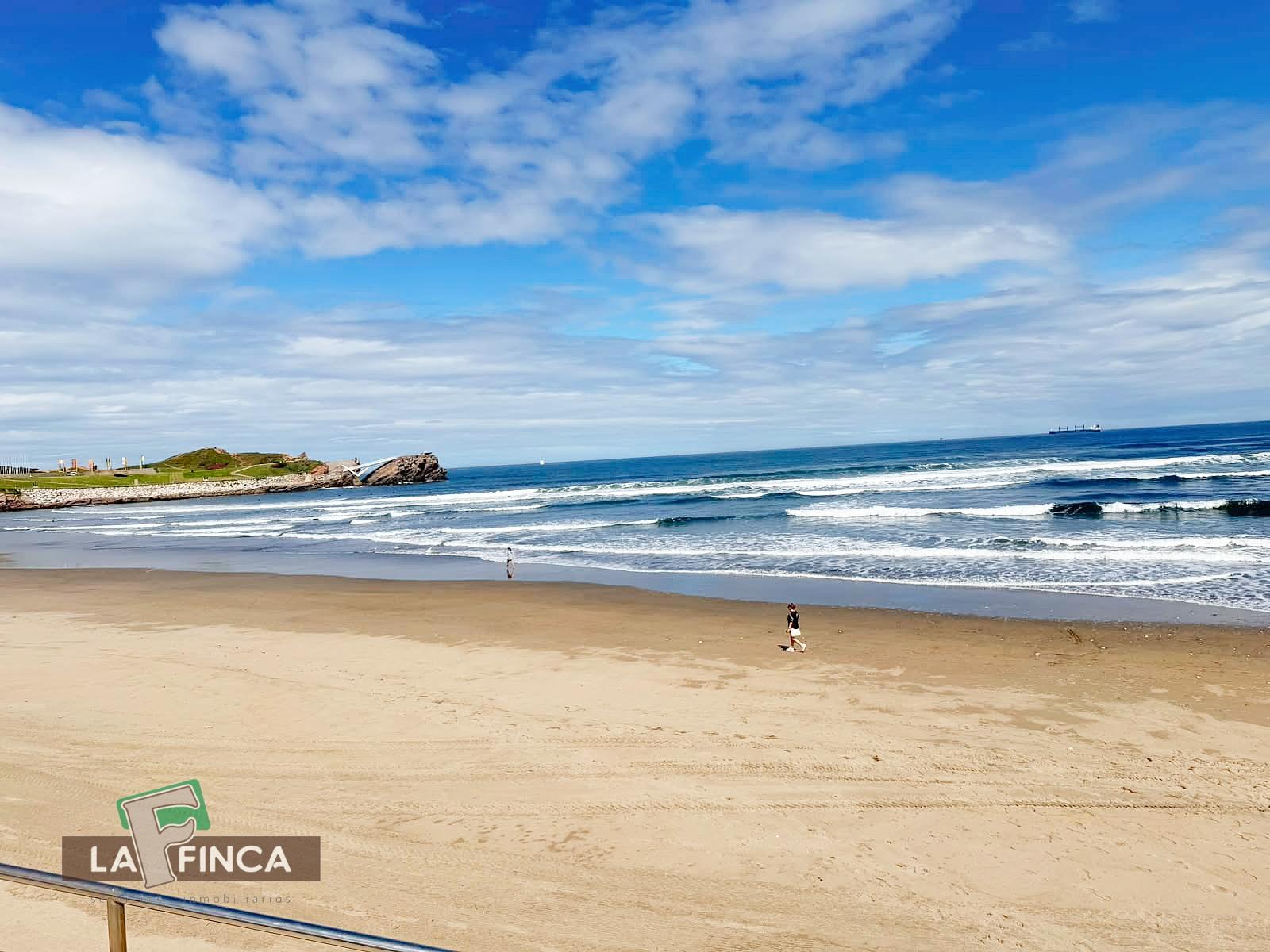 Venta de piso en Castrillón