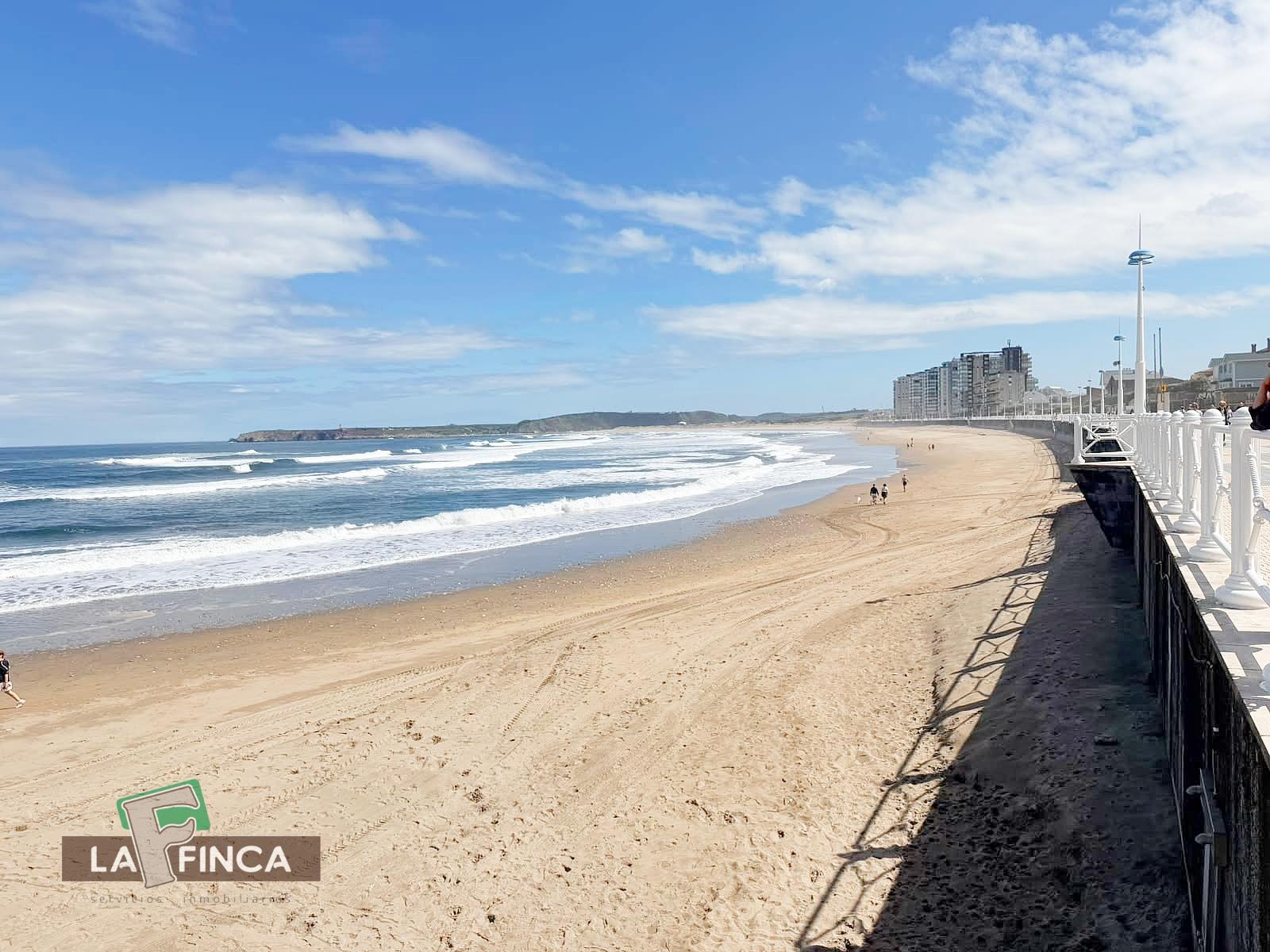 Venta de piso en Castrillón