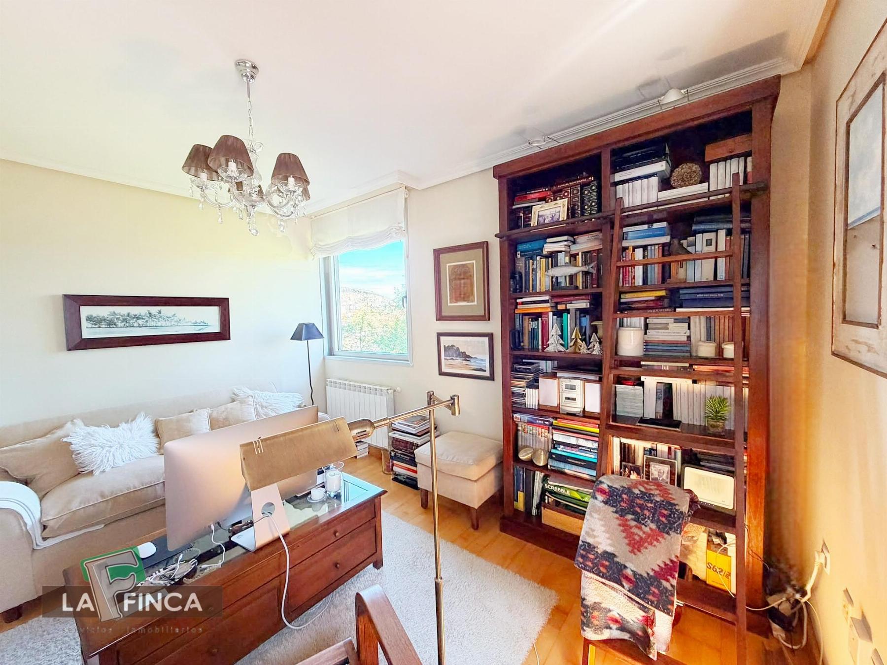 Venta de piso en Castrillón