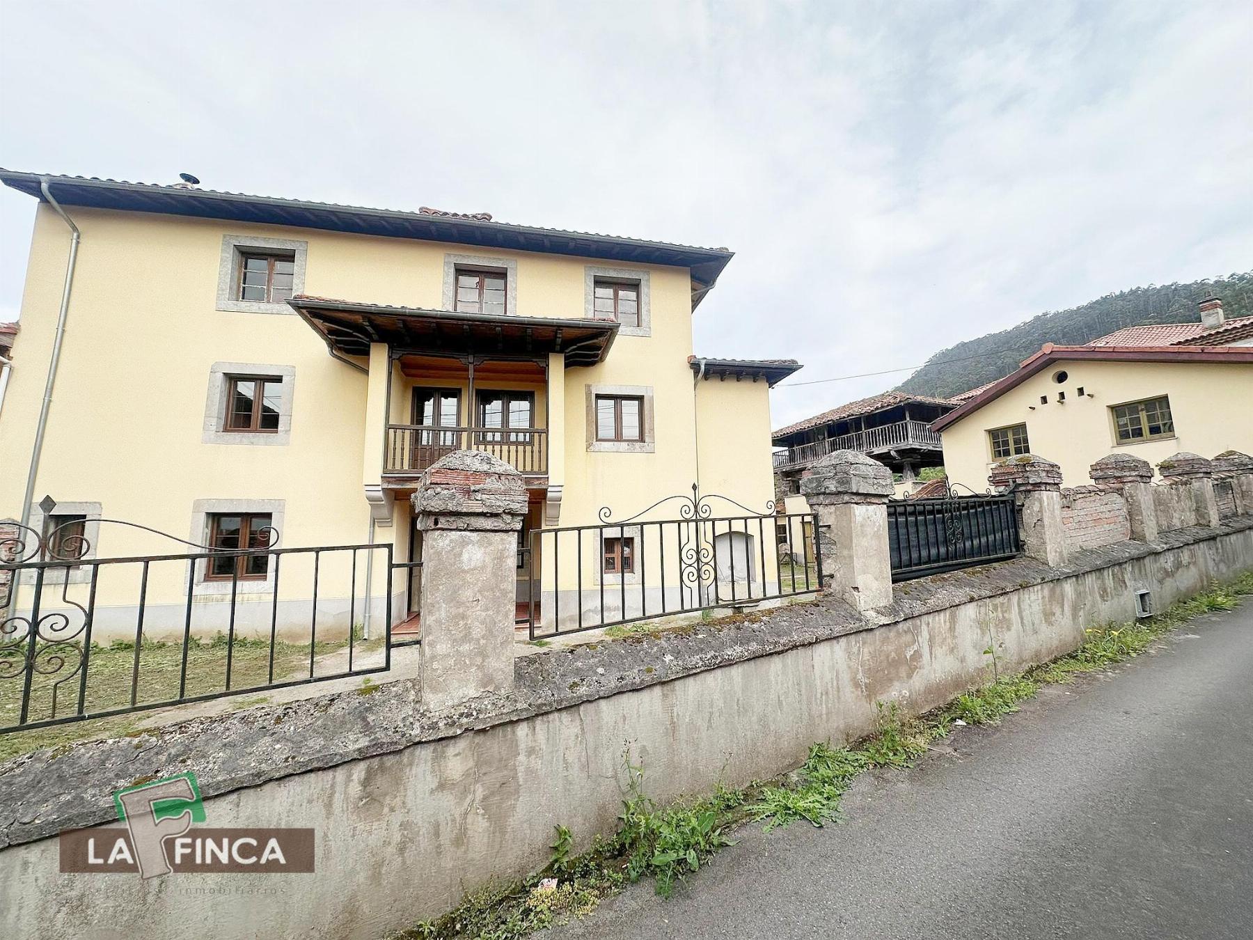 Venta de casa en Pravia