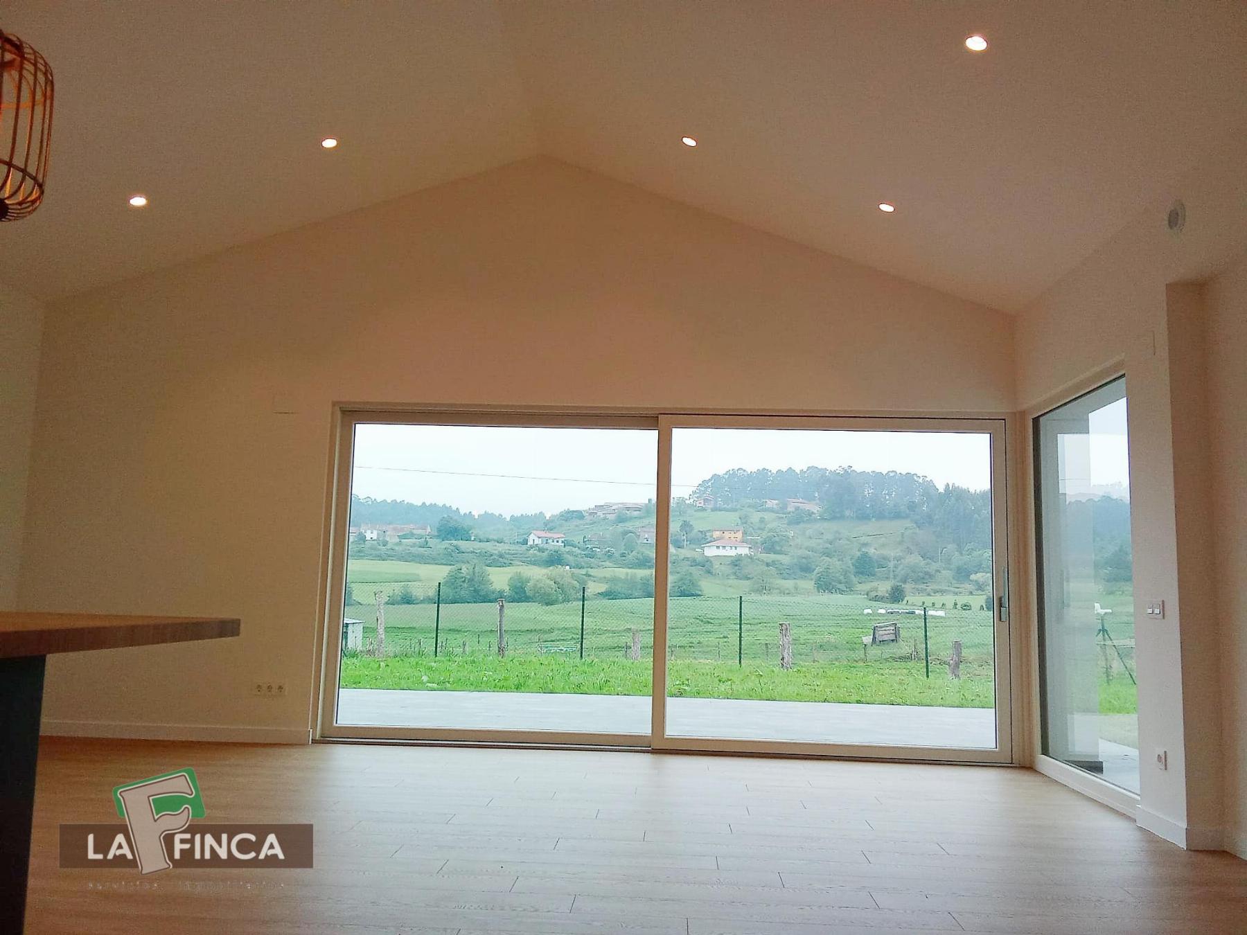 Venta de chalet en Castrillón