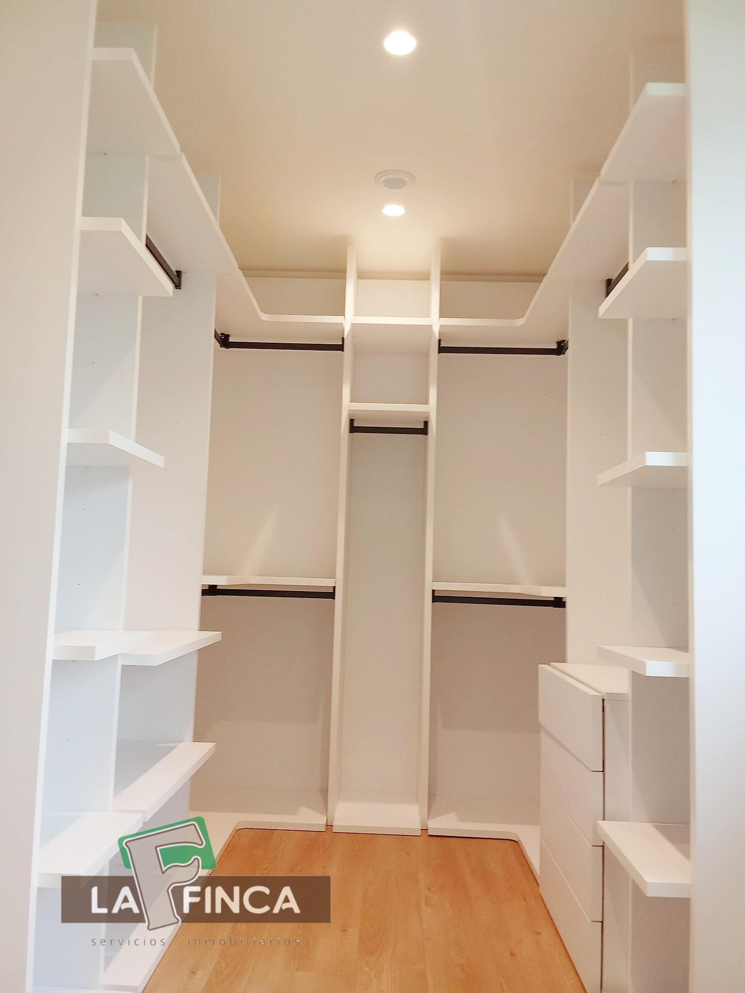 Venta de chalet en Castrillón