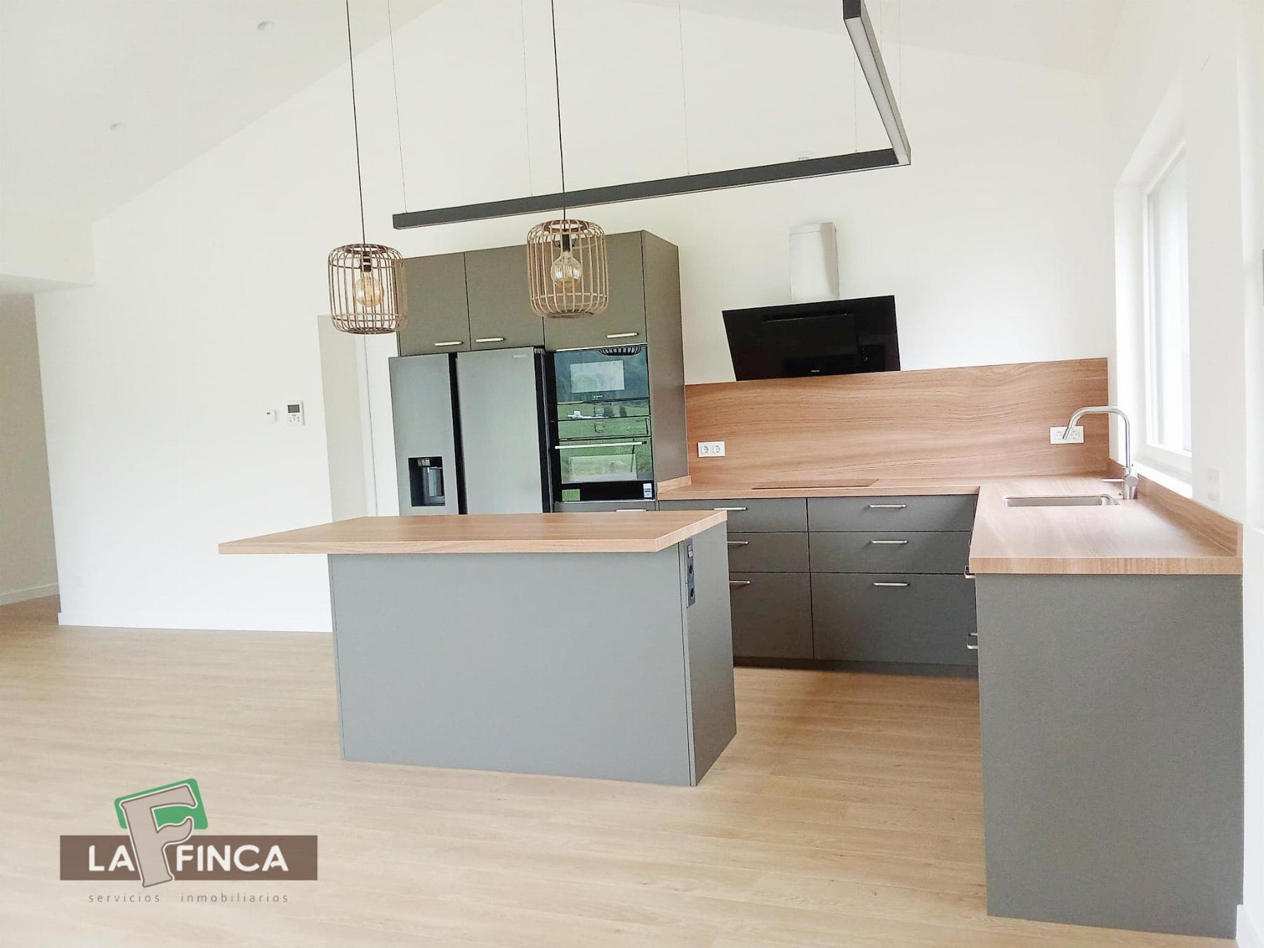 Venta de chalet en Castrillón